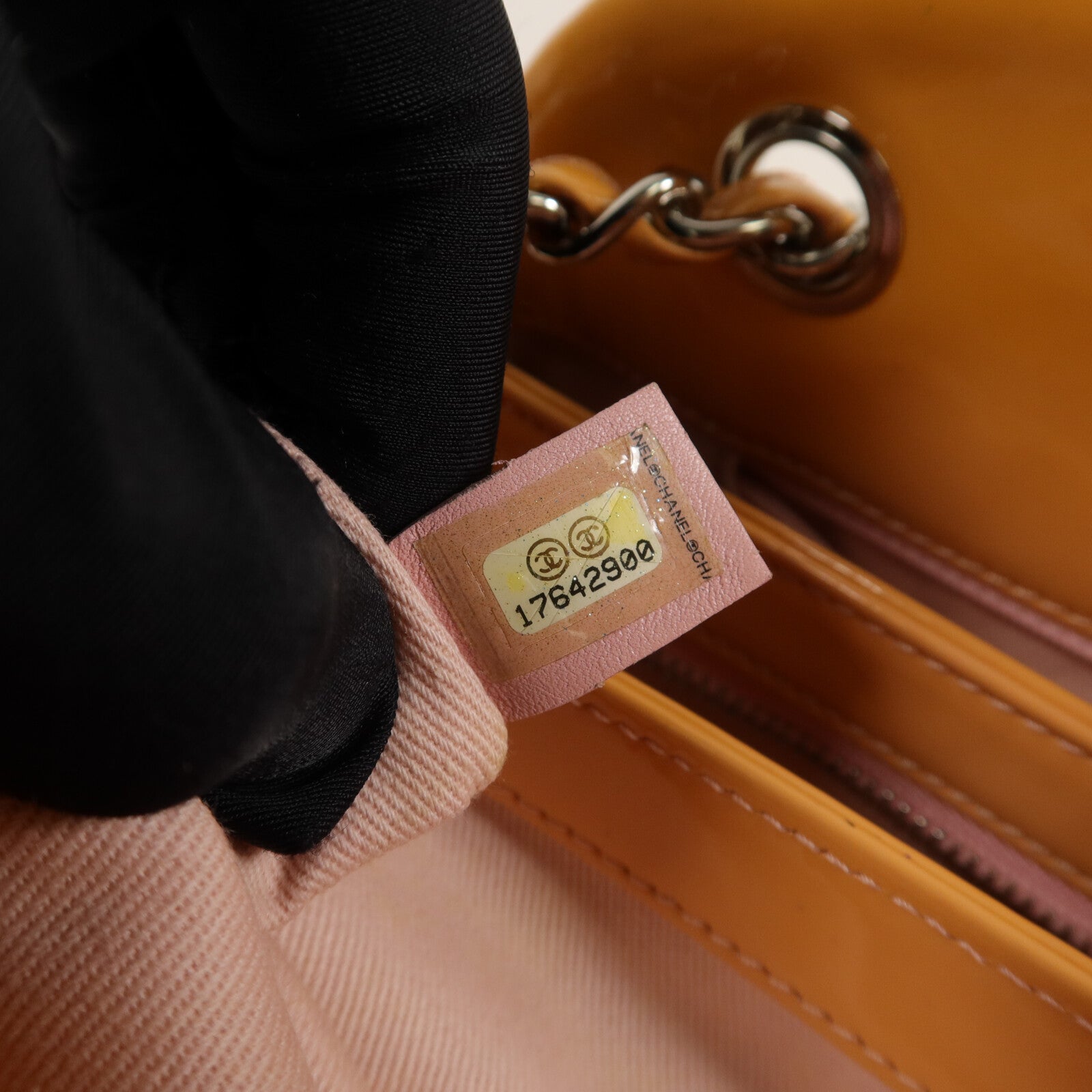 CHANEL 漆皮皮革Chain Shoulder鏈帶肩背袋