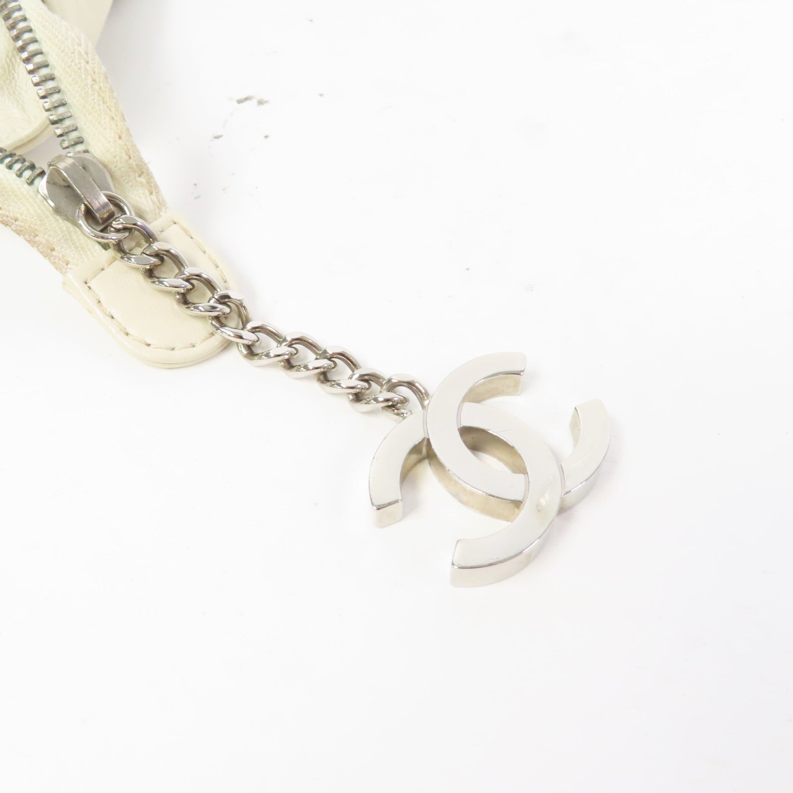CHANEL 羊皮皮革Chain Shoulder銀扣鏈帶肩背袋白色