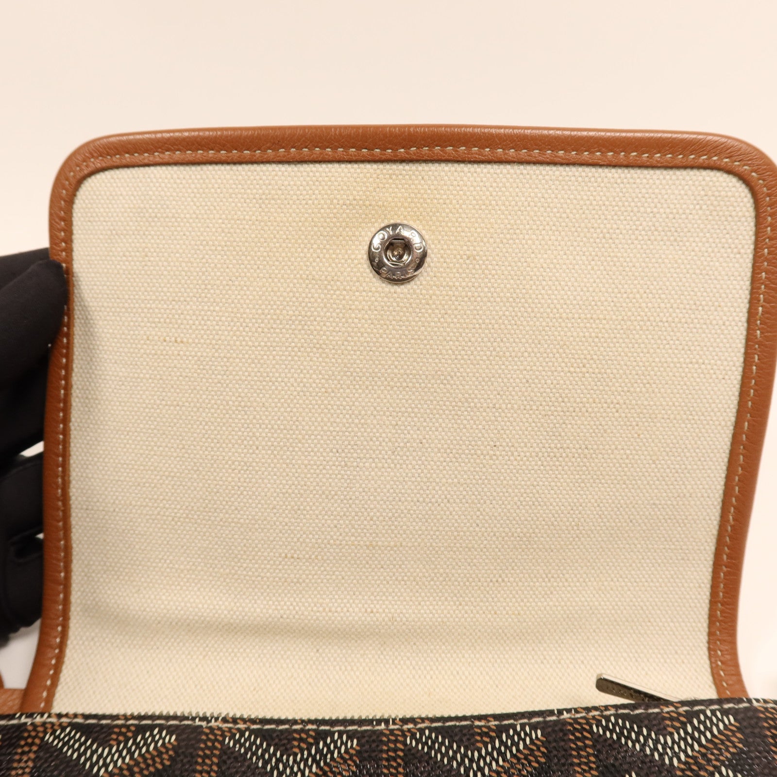 GOYARD 塗層帆布Plumet銀扣肩背袋