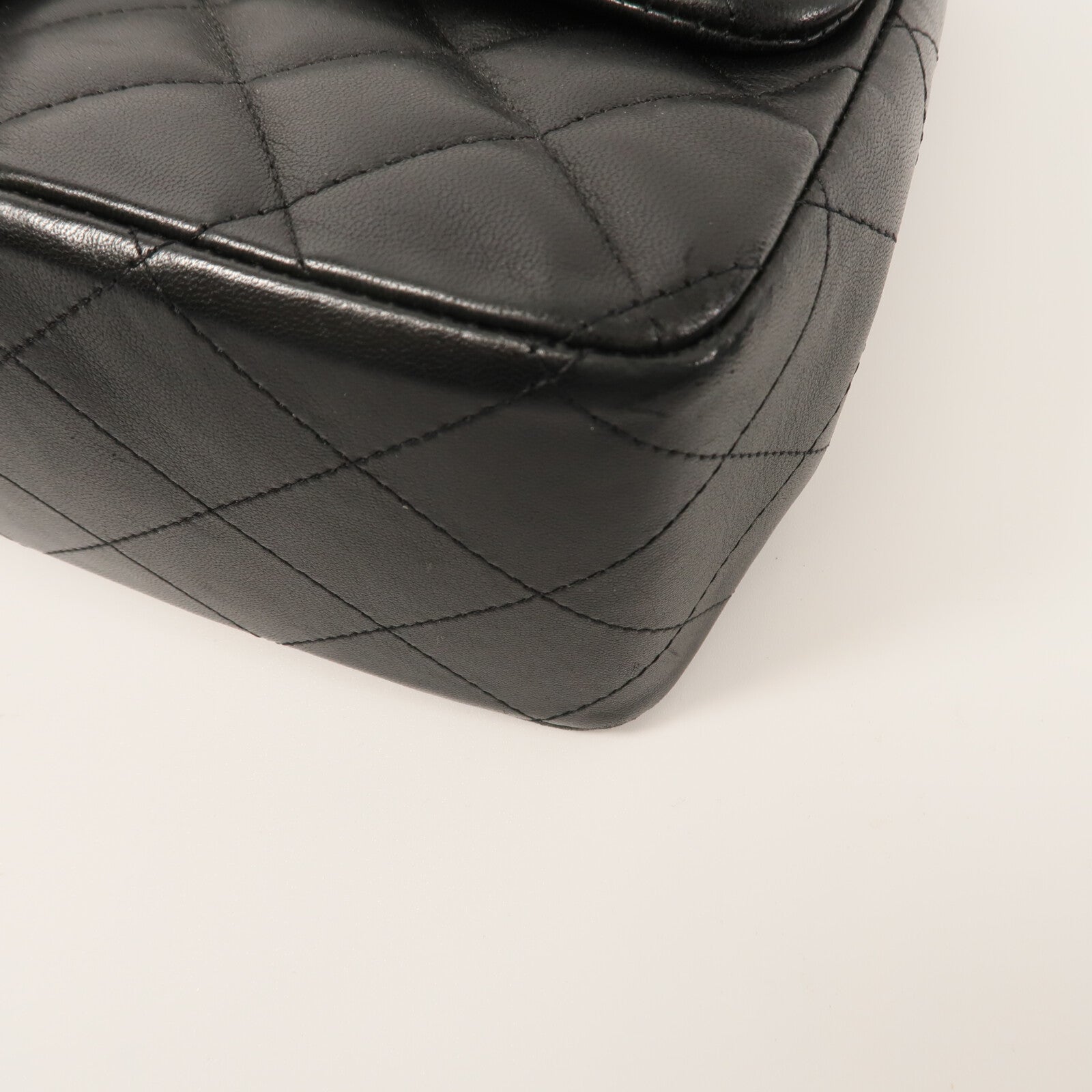CHANEL 羊皮皮革Large Classic鏈帶肩背袋