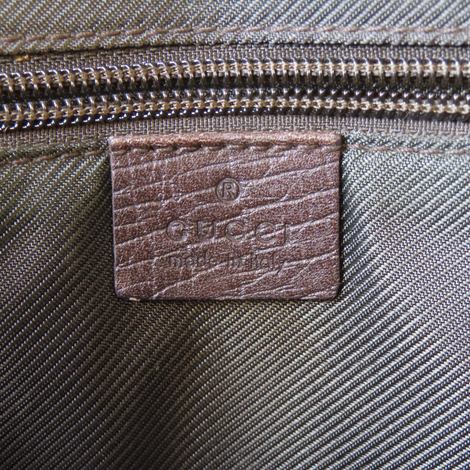 GUCCI 塗層帆布Cross Shoulder Bag銀扣肩背袋啡色