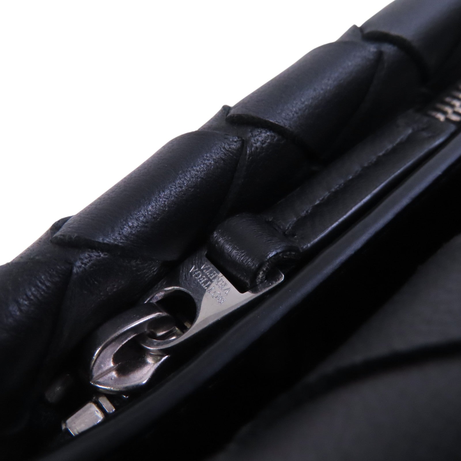 BOTTEGA VENETA 織紋皮革Waist Bag銀扣腰包