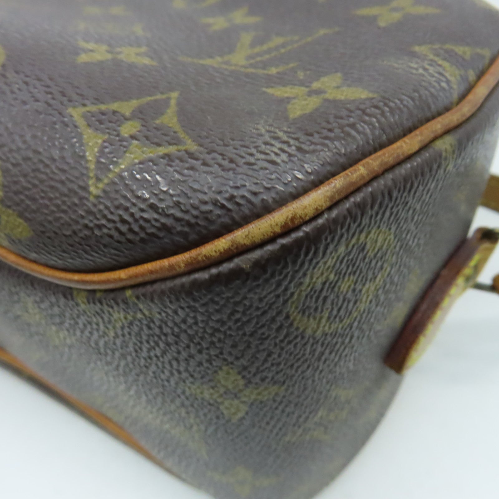 LOUIS VUITTON 【激減優惠】Monogram Blois金扣肩背袋啡色