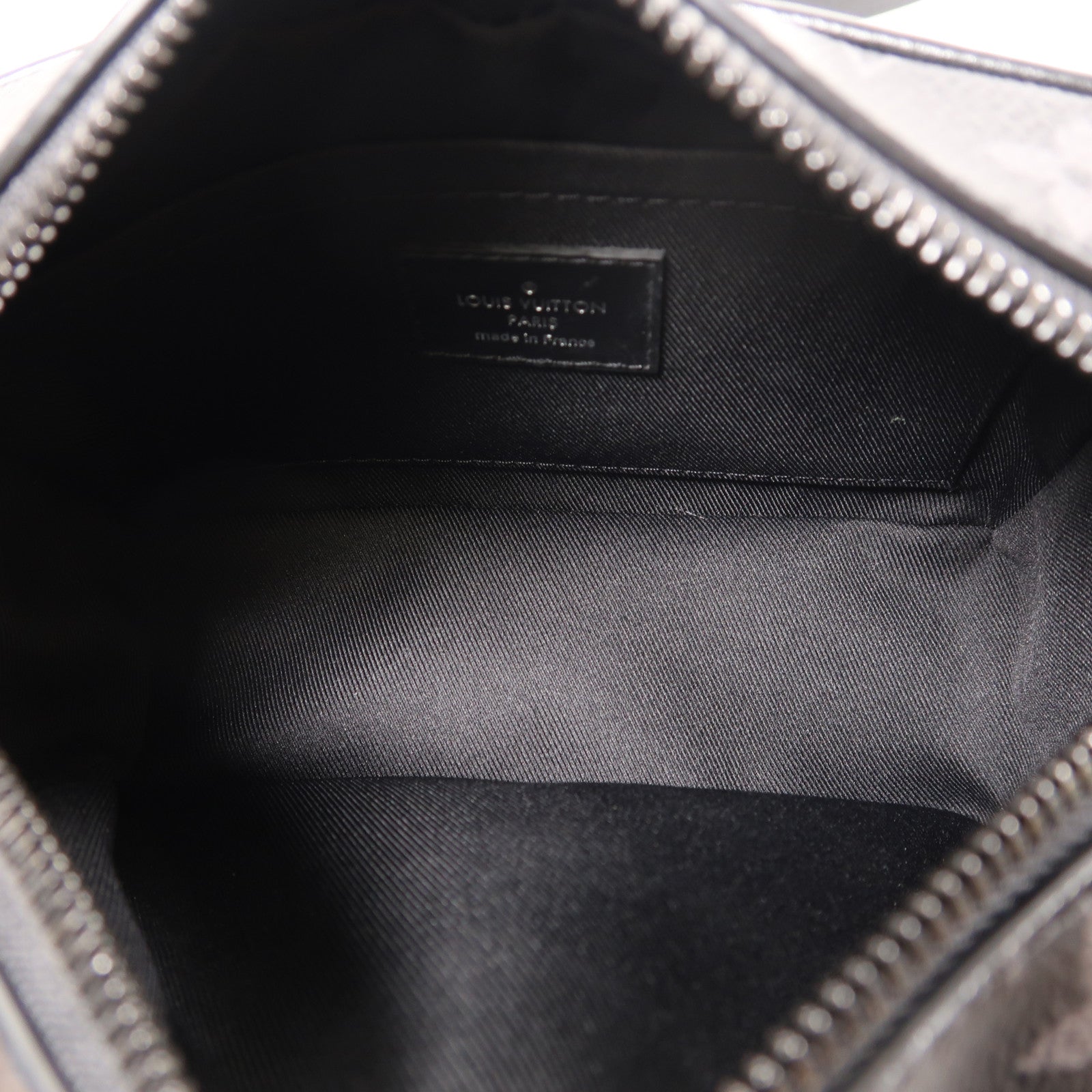 LOUIS VUITTON Monogram Eclipse Mini Soft Trunk肩背袋