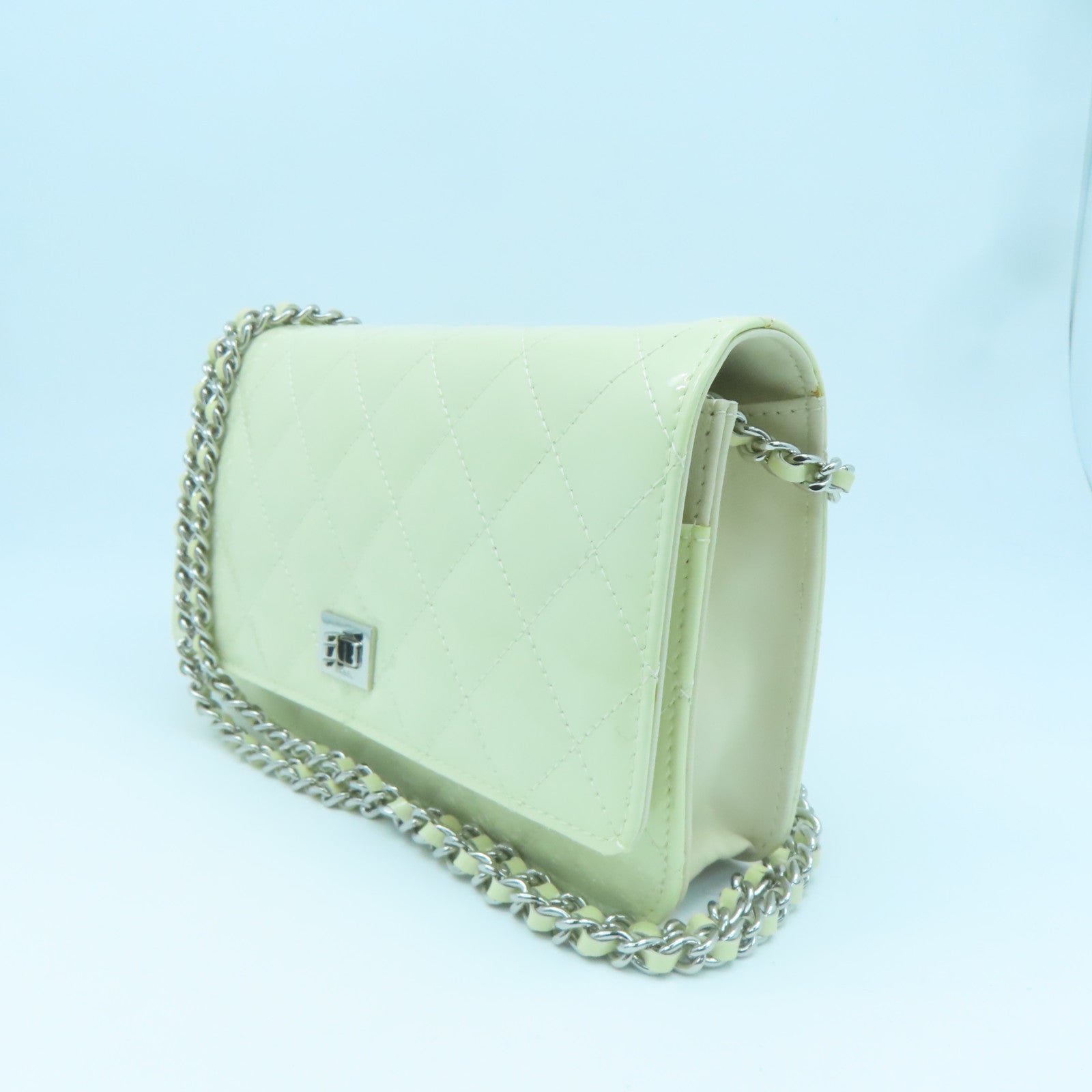 CHANEL diamond patent leather leather 2.55 WOC silver buckle shoulder bag beige