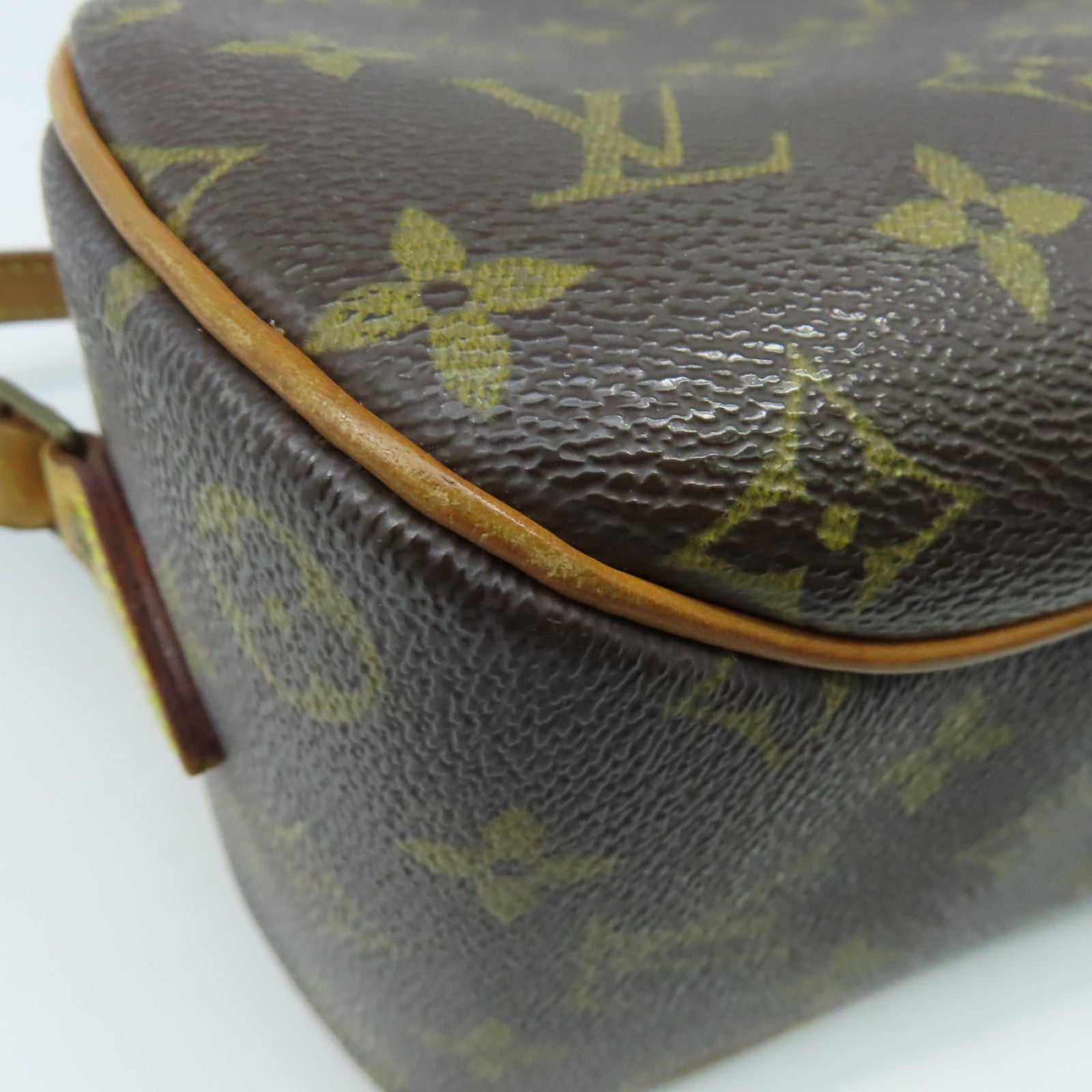 LOUIS VUITTON 【激減優惠】Monogram Blois金扣肩背袋啡色