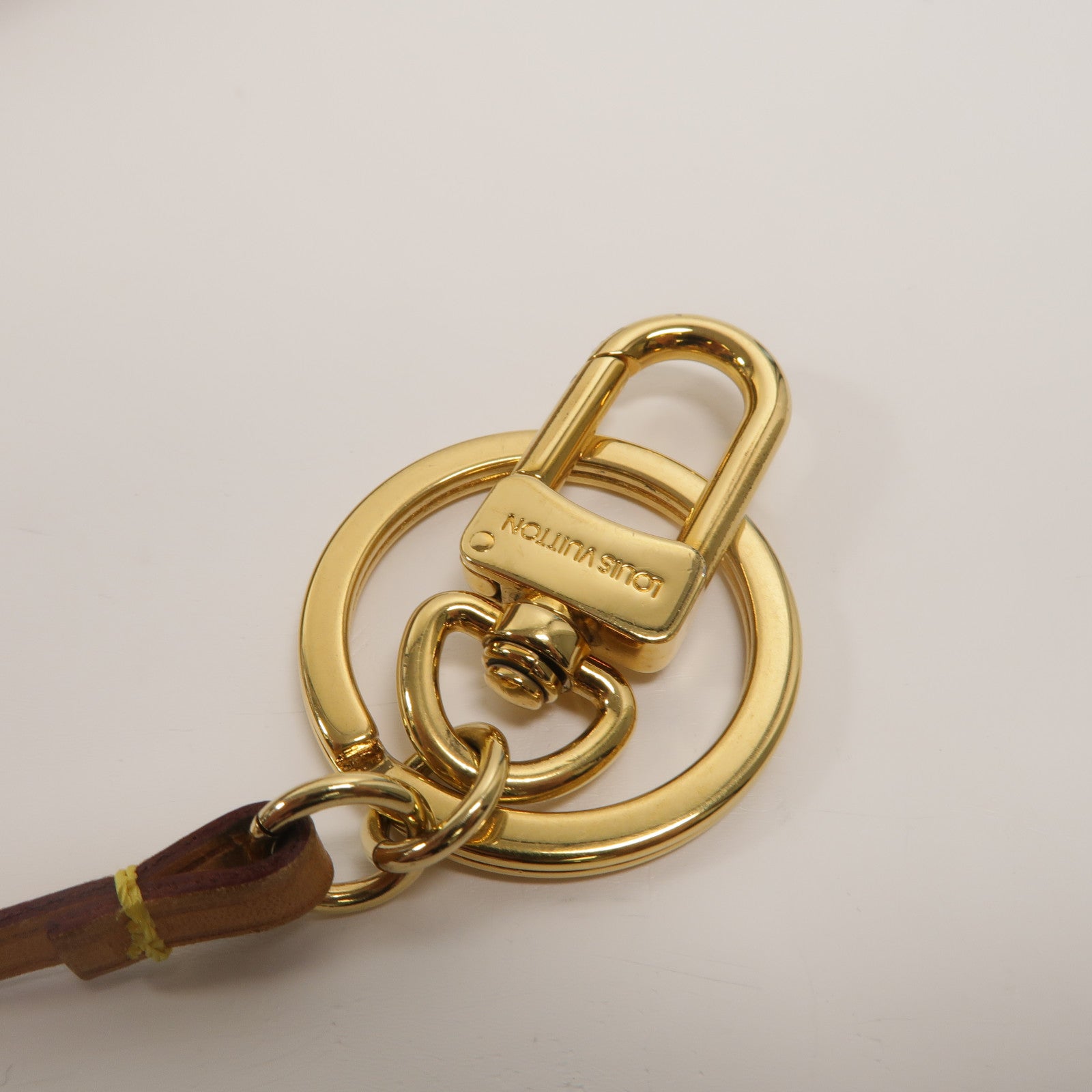 LOUIS VUITTON Monogram Artsy MM肩背袋