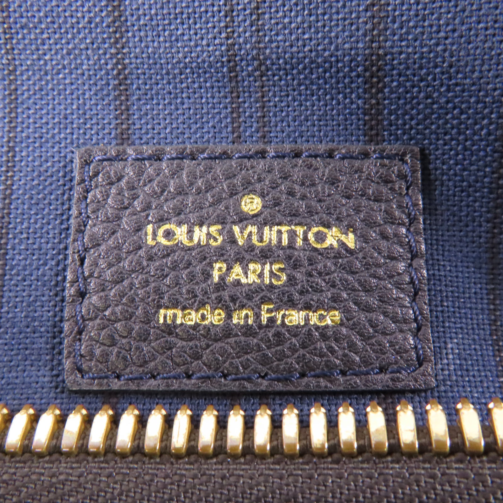 LOUIS VUITTON Monogram Empreinte Lumineuse PM金扣肩背袋