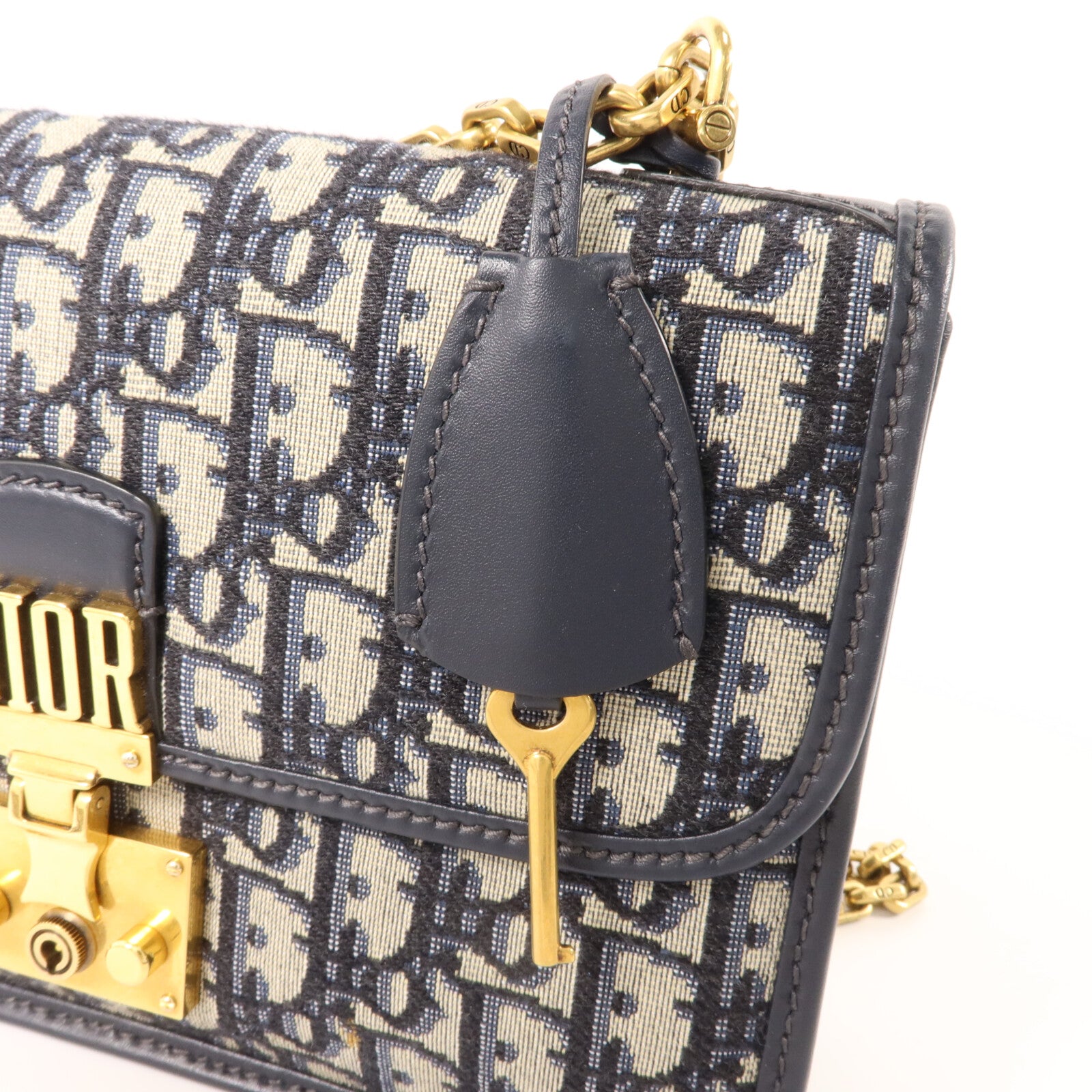 Dior 帆布Dioraddict Flap Bag肩背袋