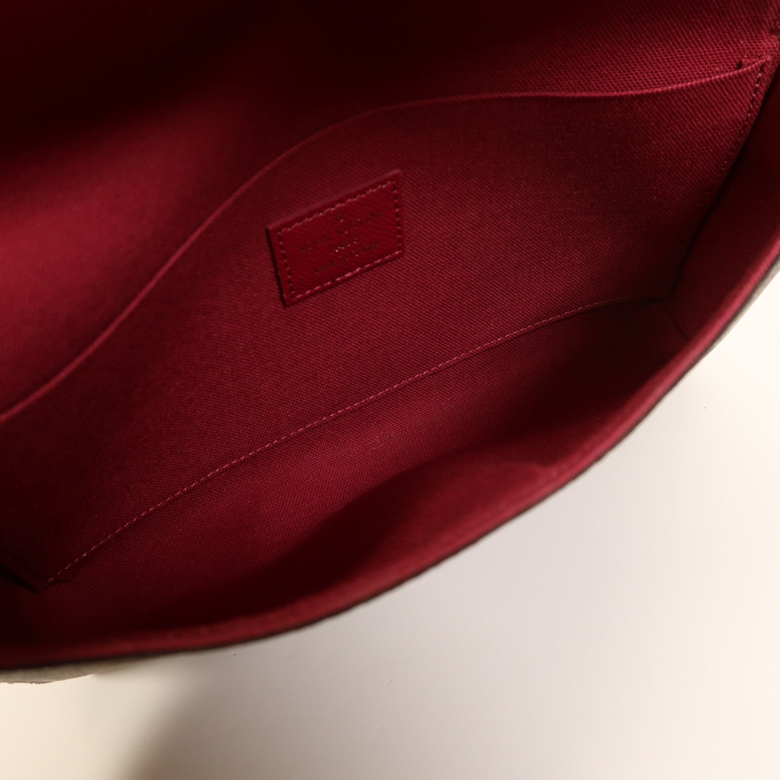 LOUIS VUITTON Monogram Pochette Felicie金扣鏈帶肩背袋