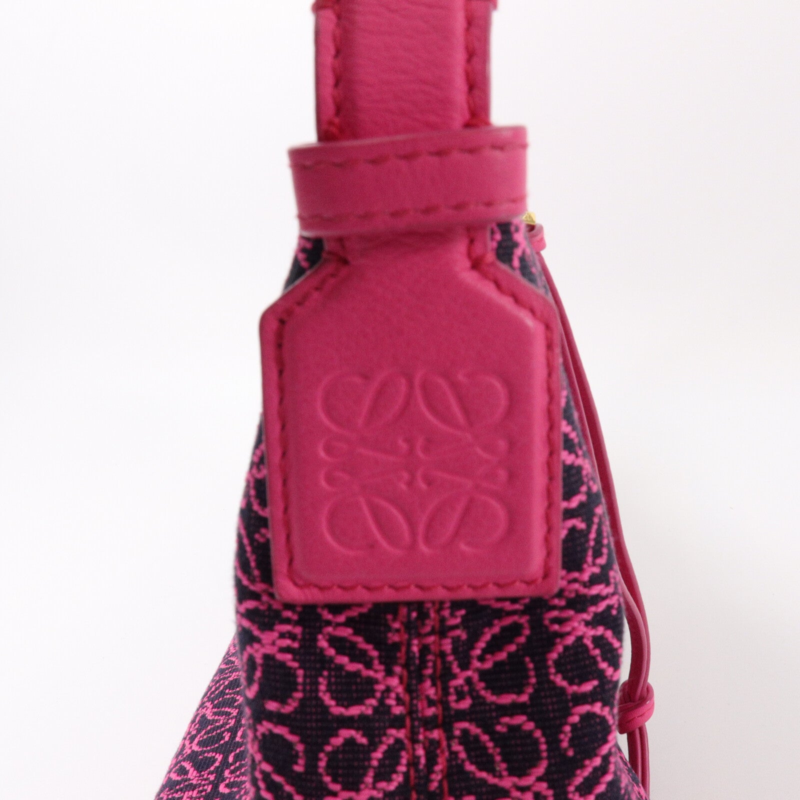 LOEWE 帆布Cubi肩背袋