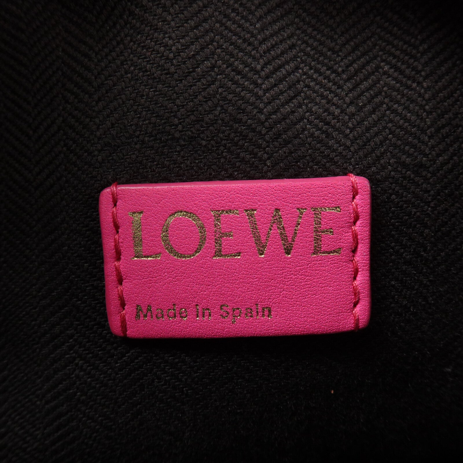 LOEWE 帆布Cubi肩背袋