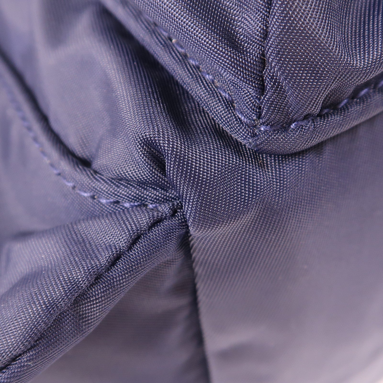 BURBERRY 尼龍Backpack金扣背包