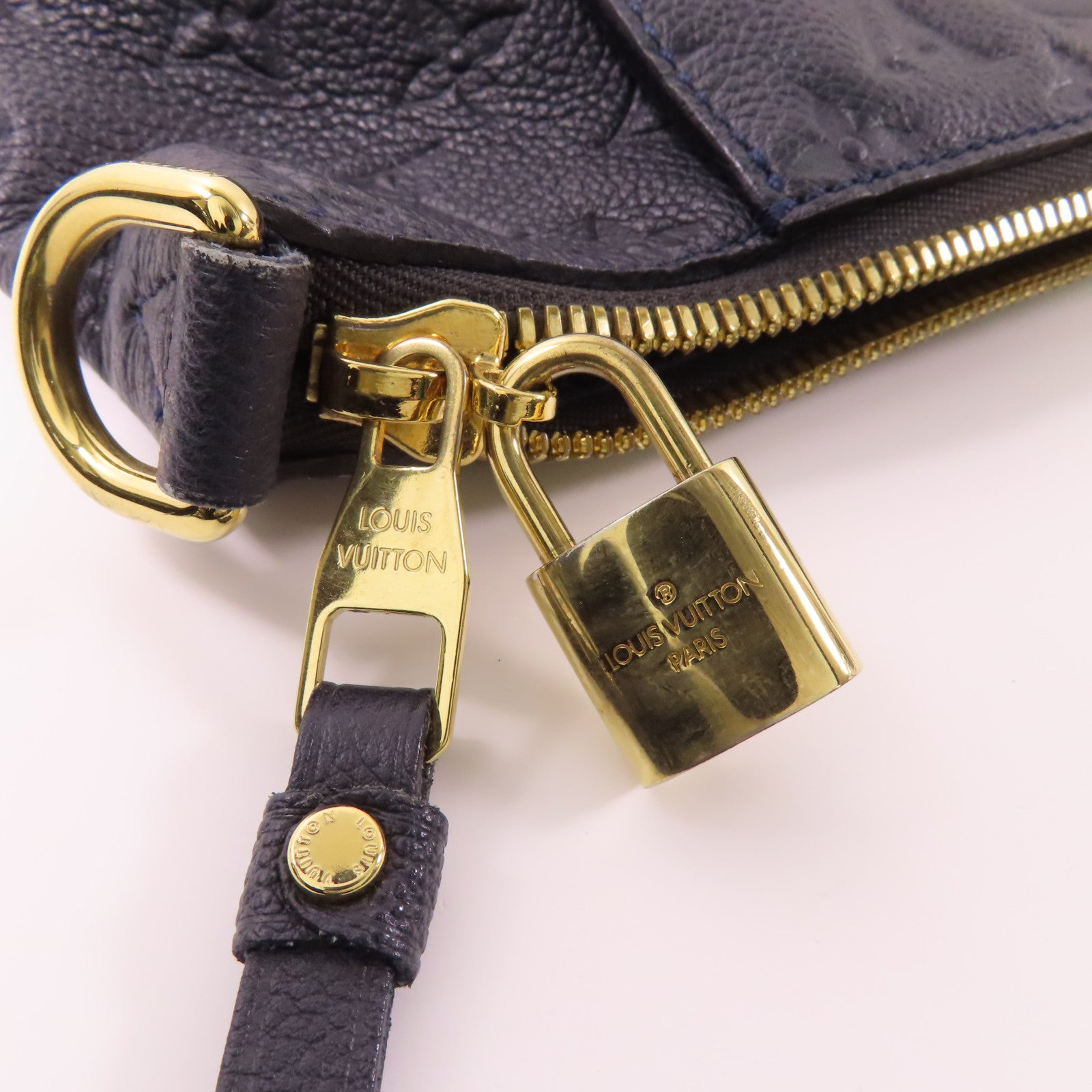 LOUIS VUITTON Monogram Empreinte Lumineuse PM金扣肩背袋