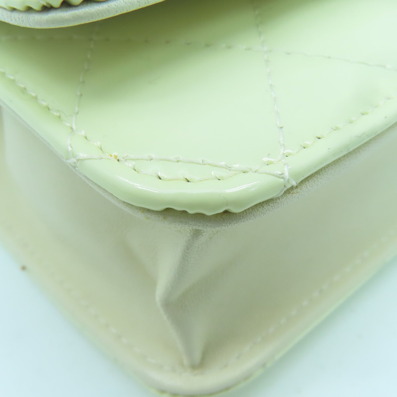 CHANEL diamond patent leather leather 2.55 WOC silver buckle shoulder bag beige