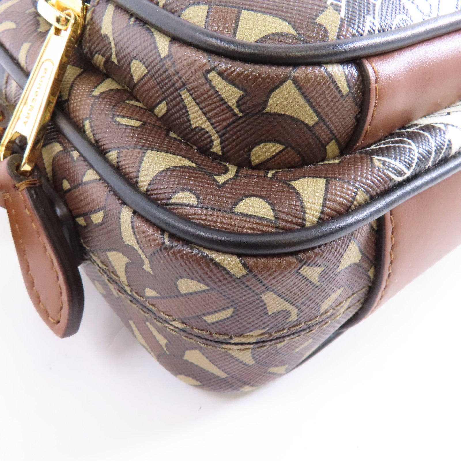 BURBERRY 【激減優惠】塗層帆布Shoulder Bag金扣肩背袋啡色
