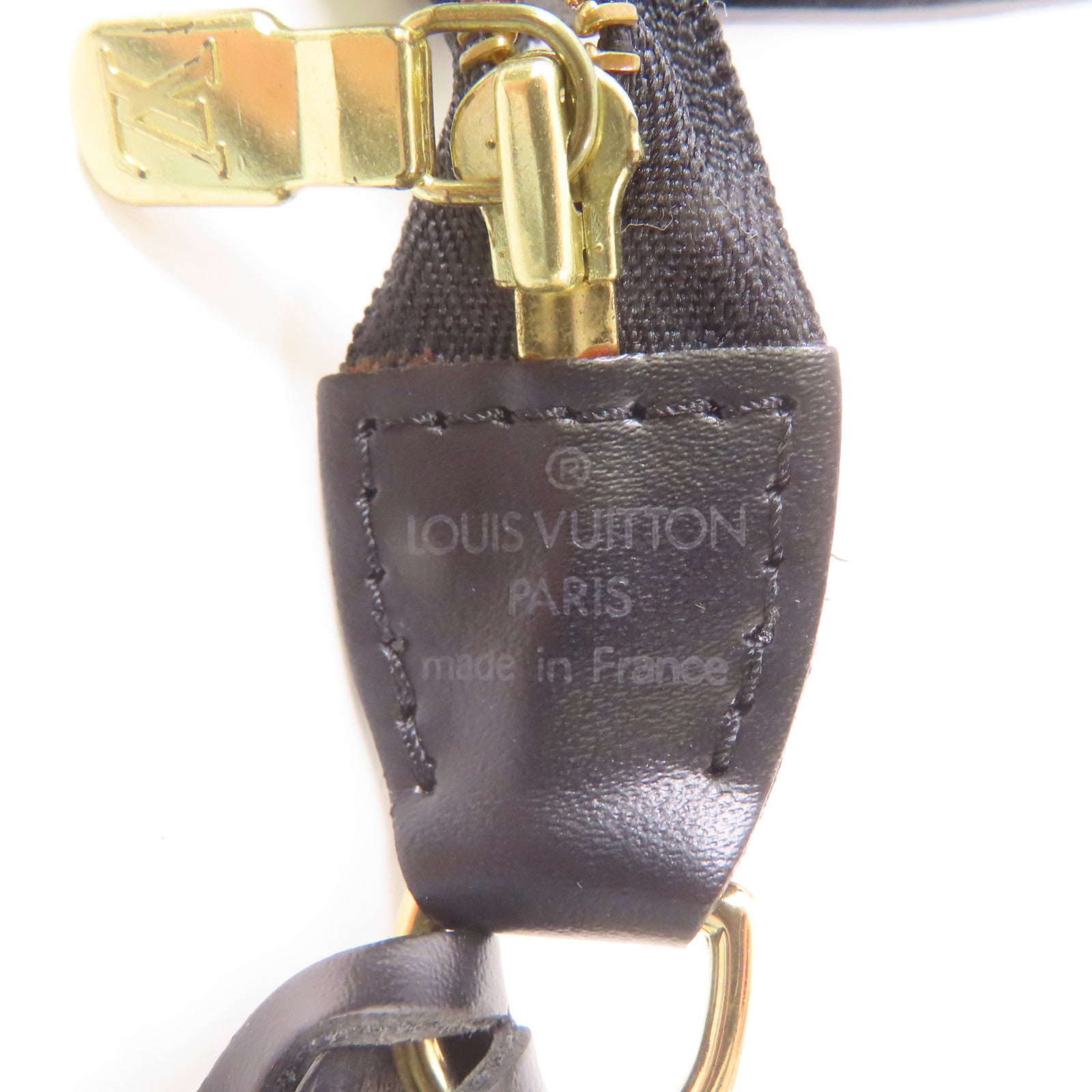 LOUIS VUITTON Epi Pochette Accessories Pouch金扣手挽袋黑色