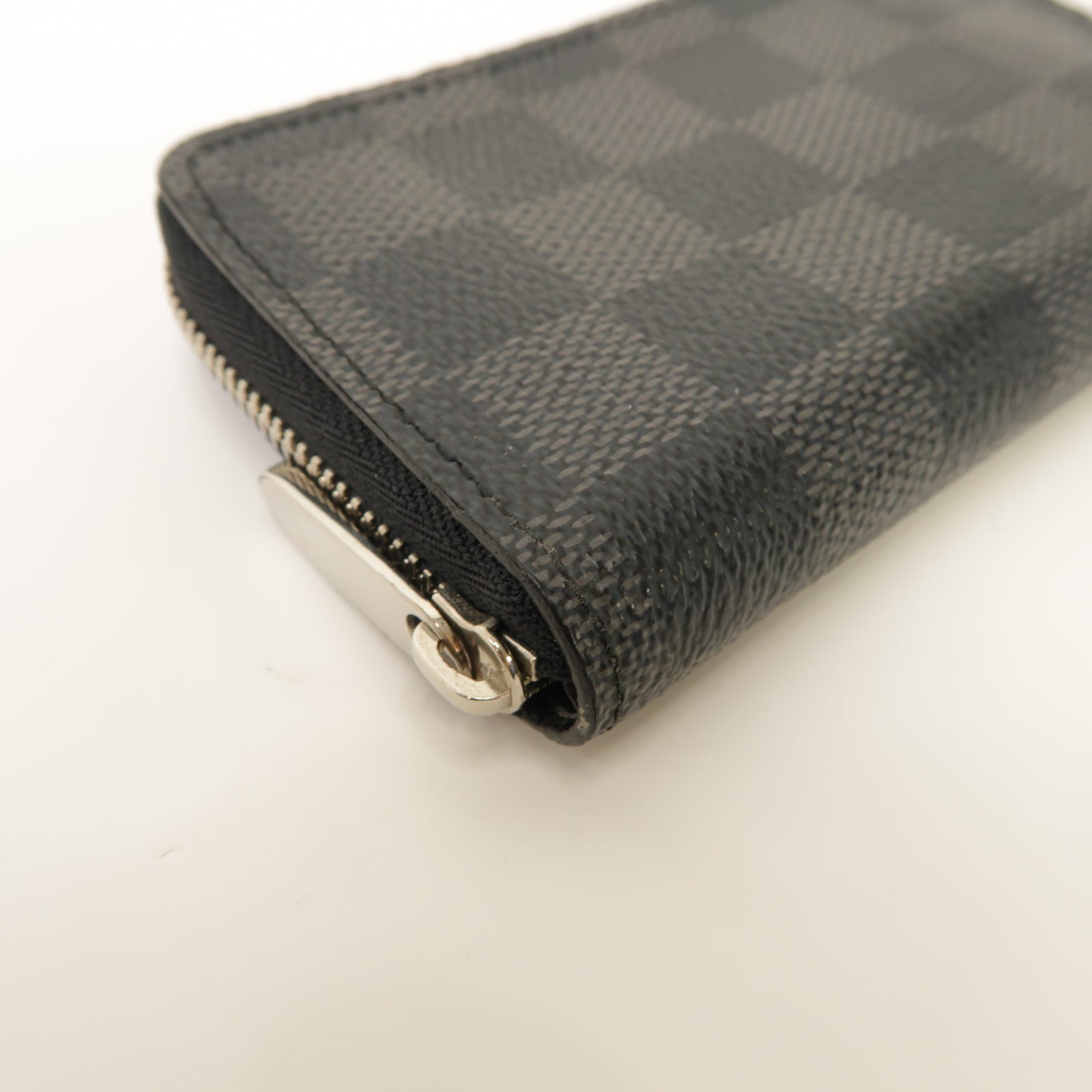 LOUIS VUITTON 【清倉大減價】Damier Graphite Card Case银扣卡片套黑色