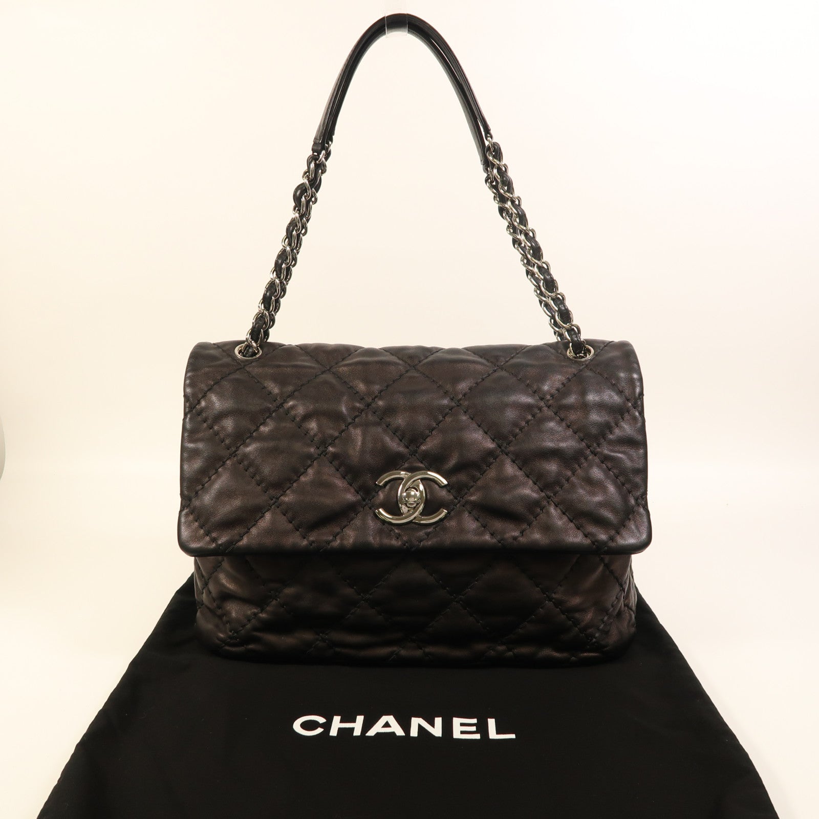 CHANEL 牛皮皮革Chain Shoulder銀扣鏈帶肩背袋