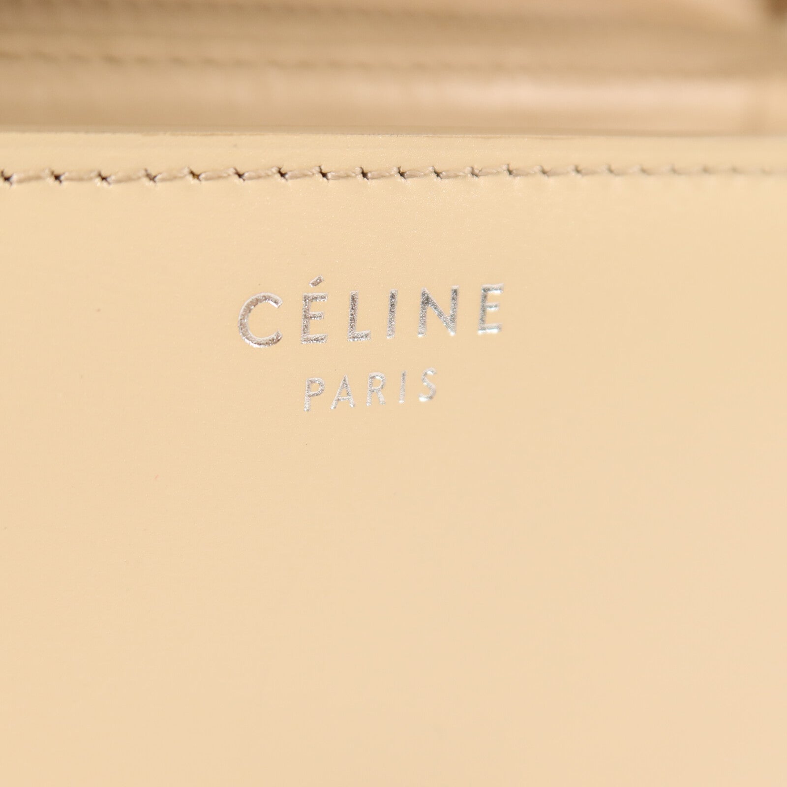 CELINE 牛皮皮革Classic Box Medium肩背袋