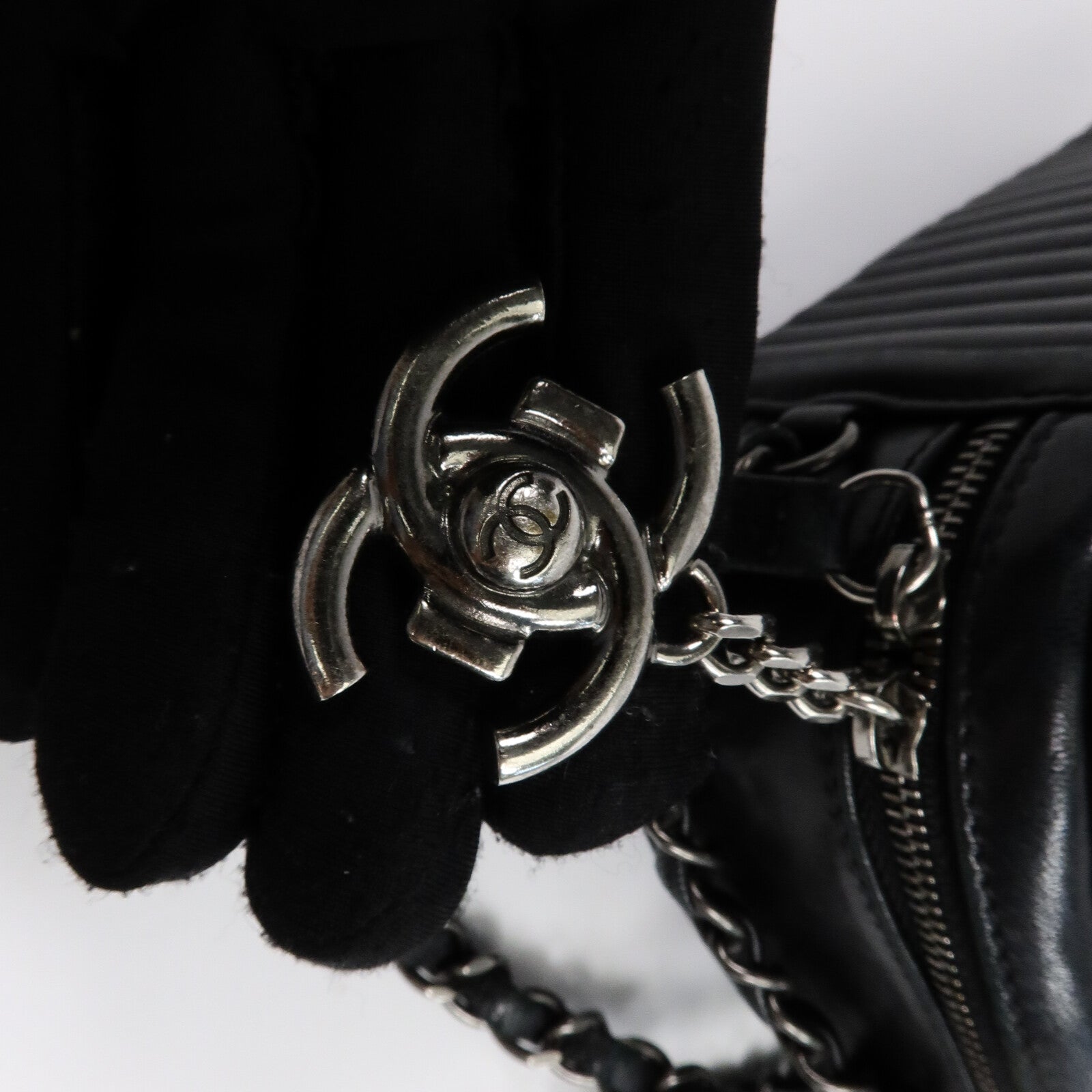 CHANEL 牛皮皮革Shoulder Bag鏈帶肩背袋