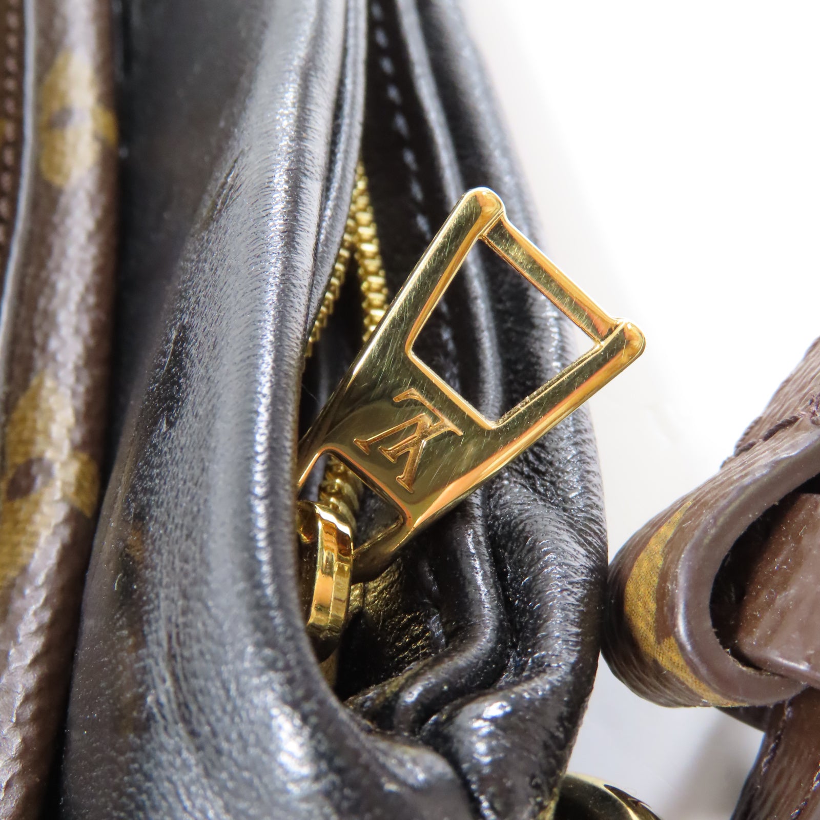LOUIS VUITTON 【激減優惠】Monogram Reverse Multi Pochette金扣肩背袋啡色/黑色
