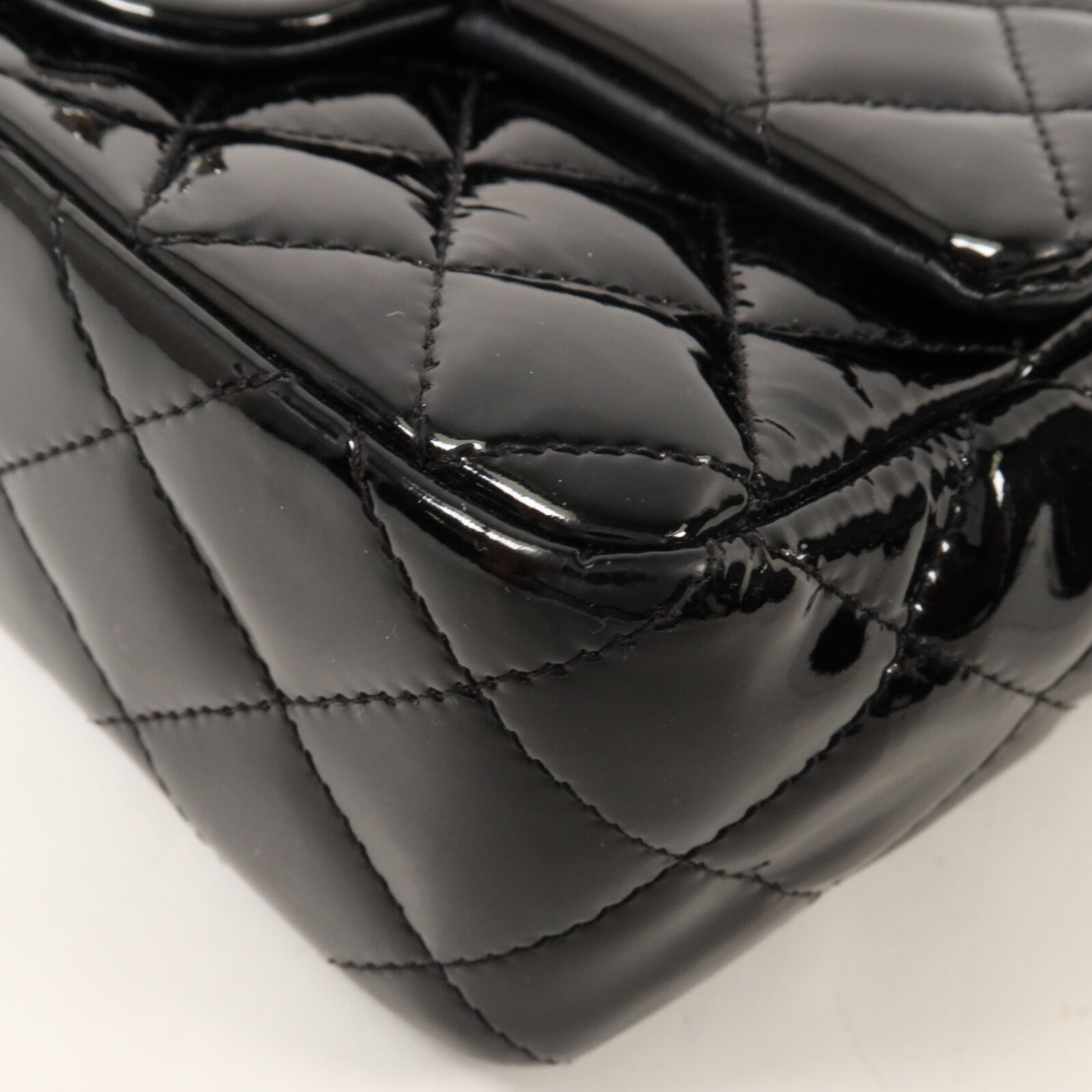CHANEL 漆皮皮革Mini Classic 20鏈帶肩背袋