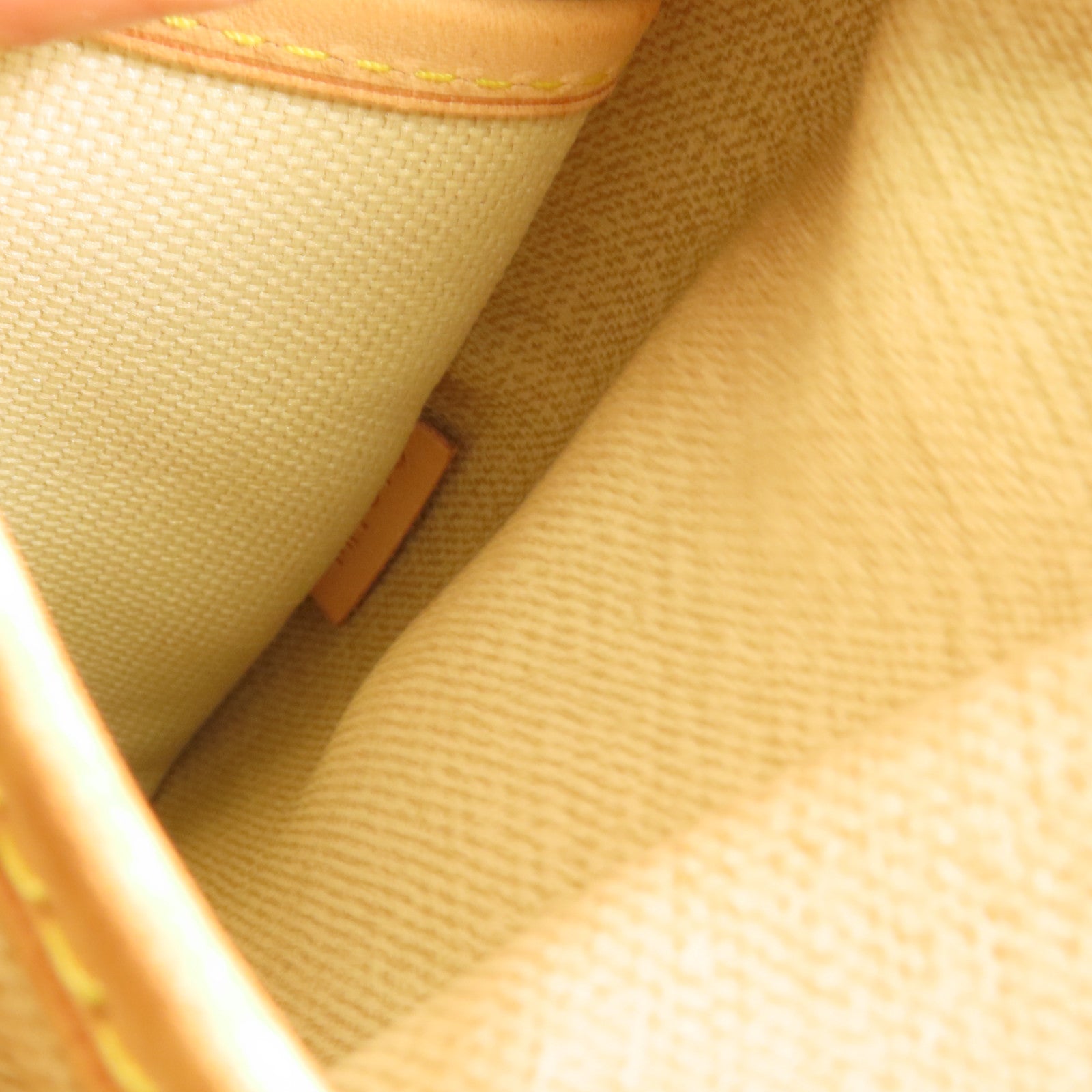 LOUIS VUITTON Monogram Trouville金扣手挽袋