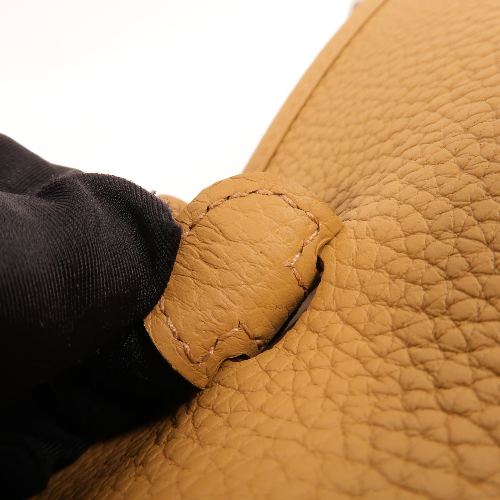 HERMES Clemence皮革Evelyne 23肩背袋Biscuit