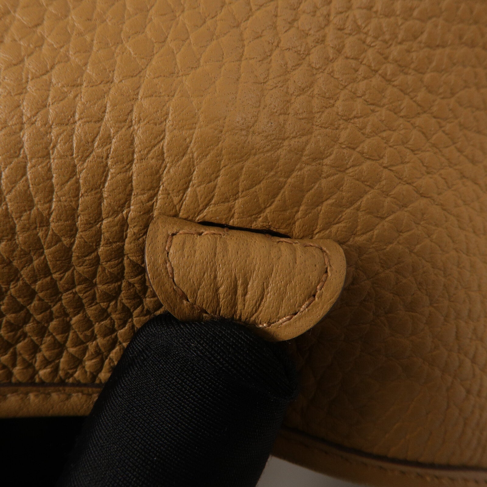HERMES Clemence皮革Evelyne TPM肩背袋Biscuit