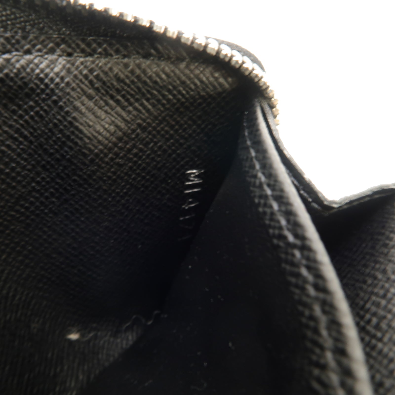 LOUIS VUITTON 【清倉大減價】Damier Graphite Card Case银扣卡片套黑色