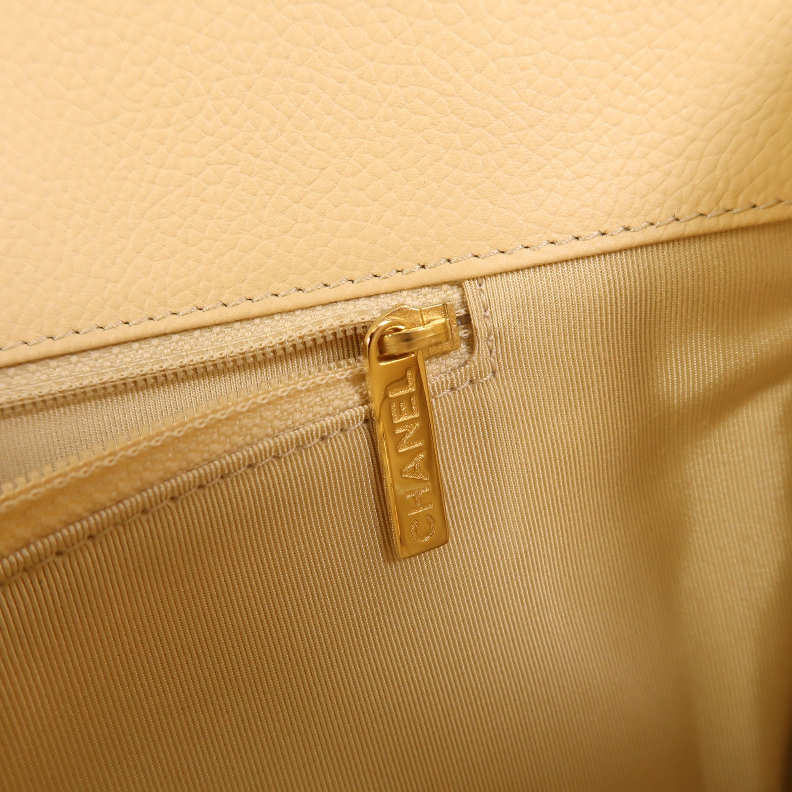 CHANEL 牛皮皮革Executive Cerf Tote金扣手挽肩背兩用袋