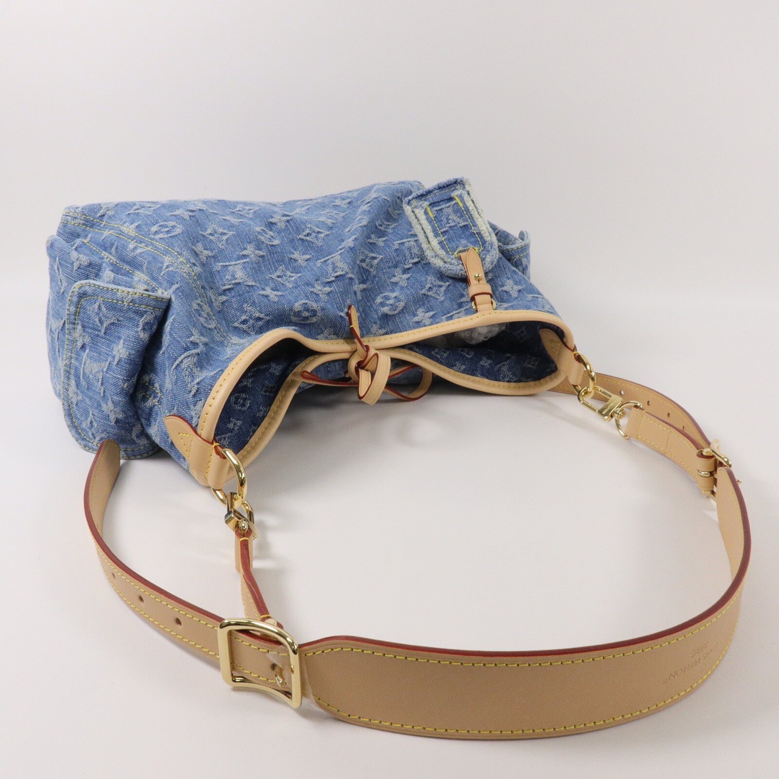 LOUIS VUITTON 牛仔布Carryall Cargo PM肩背袋