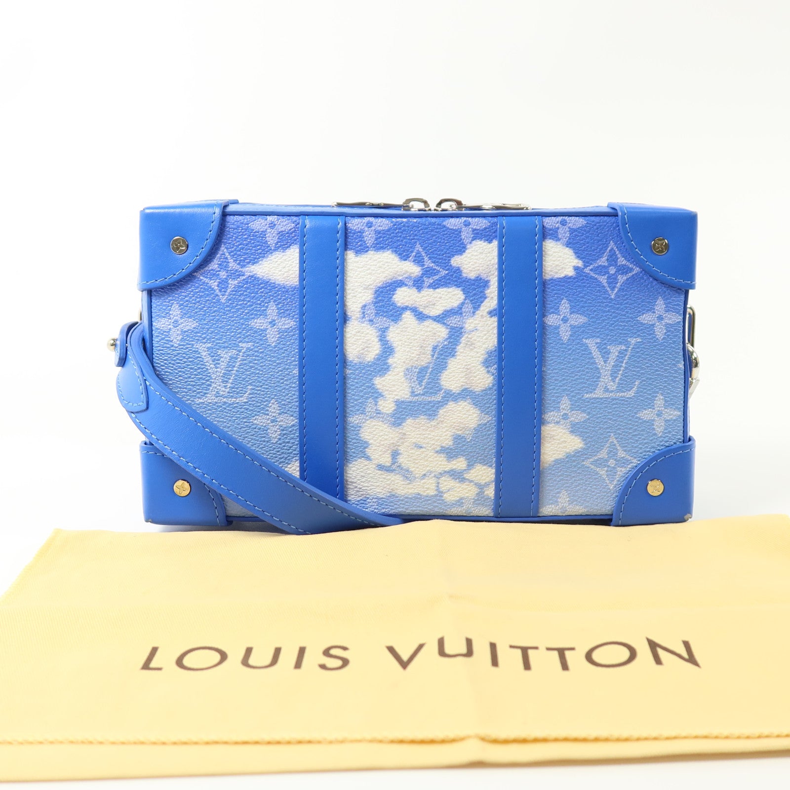 LOUIS VUITTON Monogram Clouds Soft Trunk Wallet銀扣肩背袋