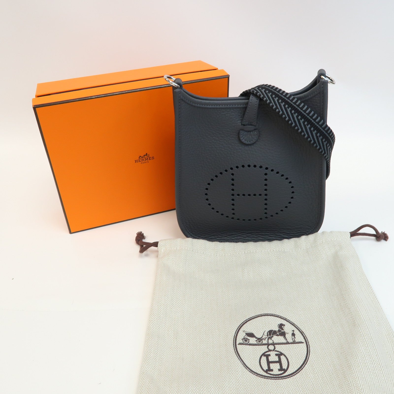 HERMES Clemence皮革Evelyne TPM銀扣肩背袋Ardoise/石板灰