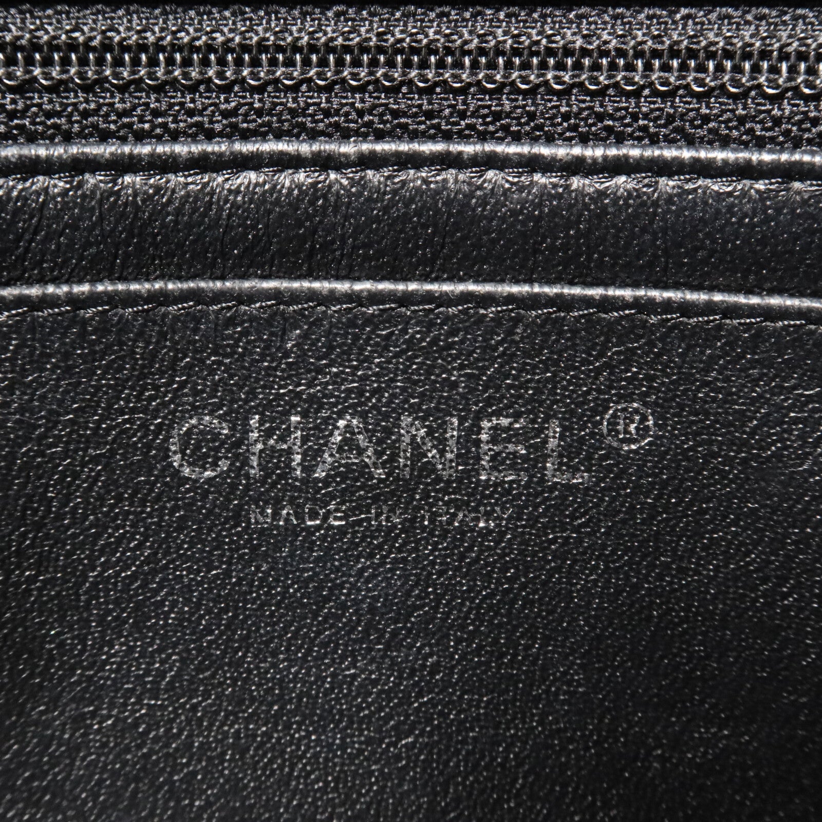 CHANEL 漆皮皮革Mini Classic 20鏈帶肩背袋