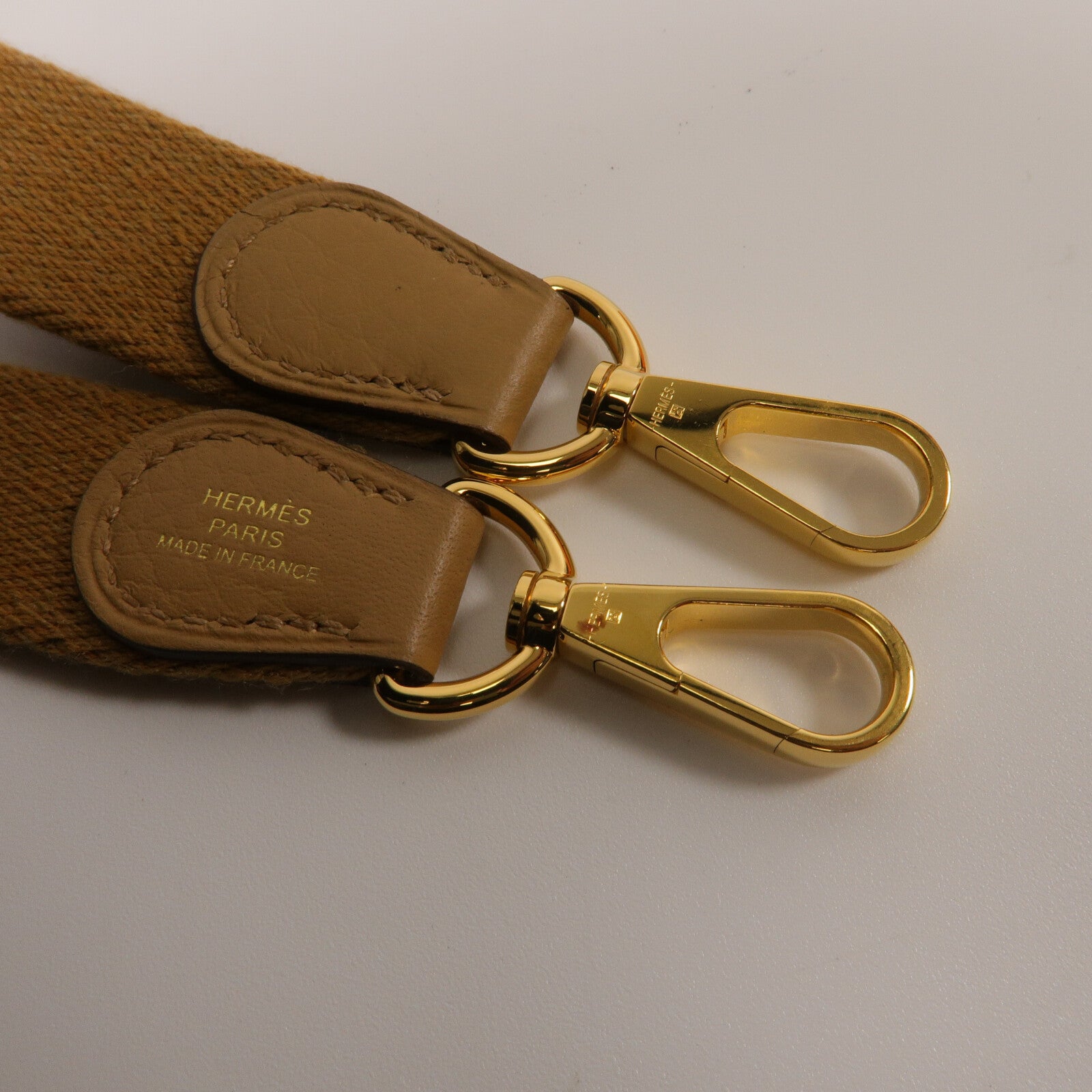 HERMES Clemence皮革Evelyne TPM肩背袋Biscuit