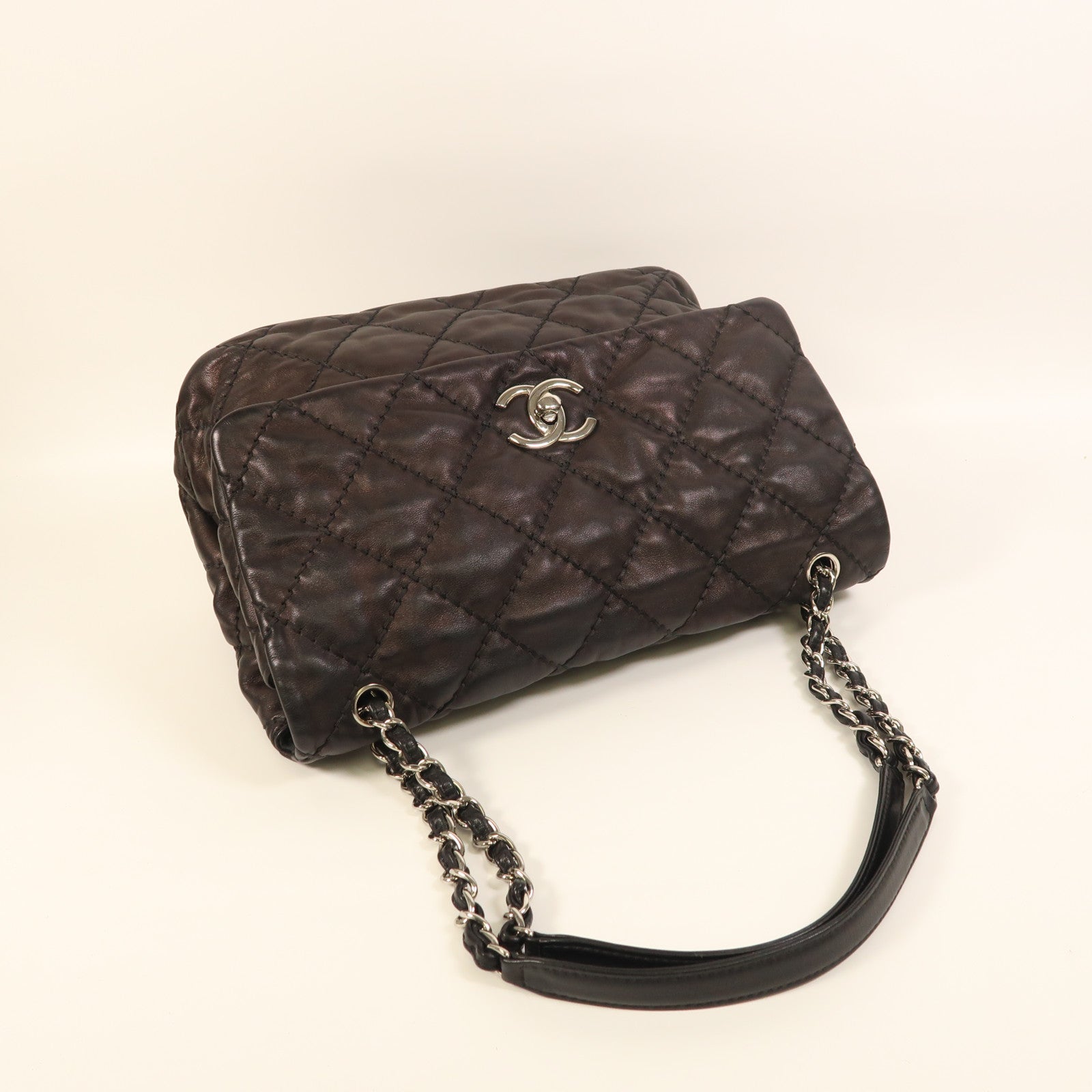 CHANEL 牛皮皮革Chain Shoulder銀扣鏈帶肩背袋
