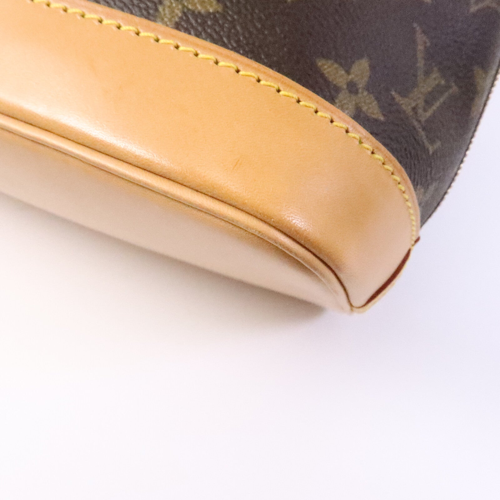 LOUIS VUITTON Monogram Alma金扣手挽袋