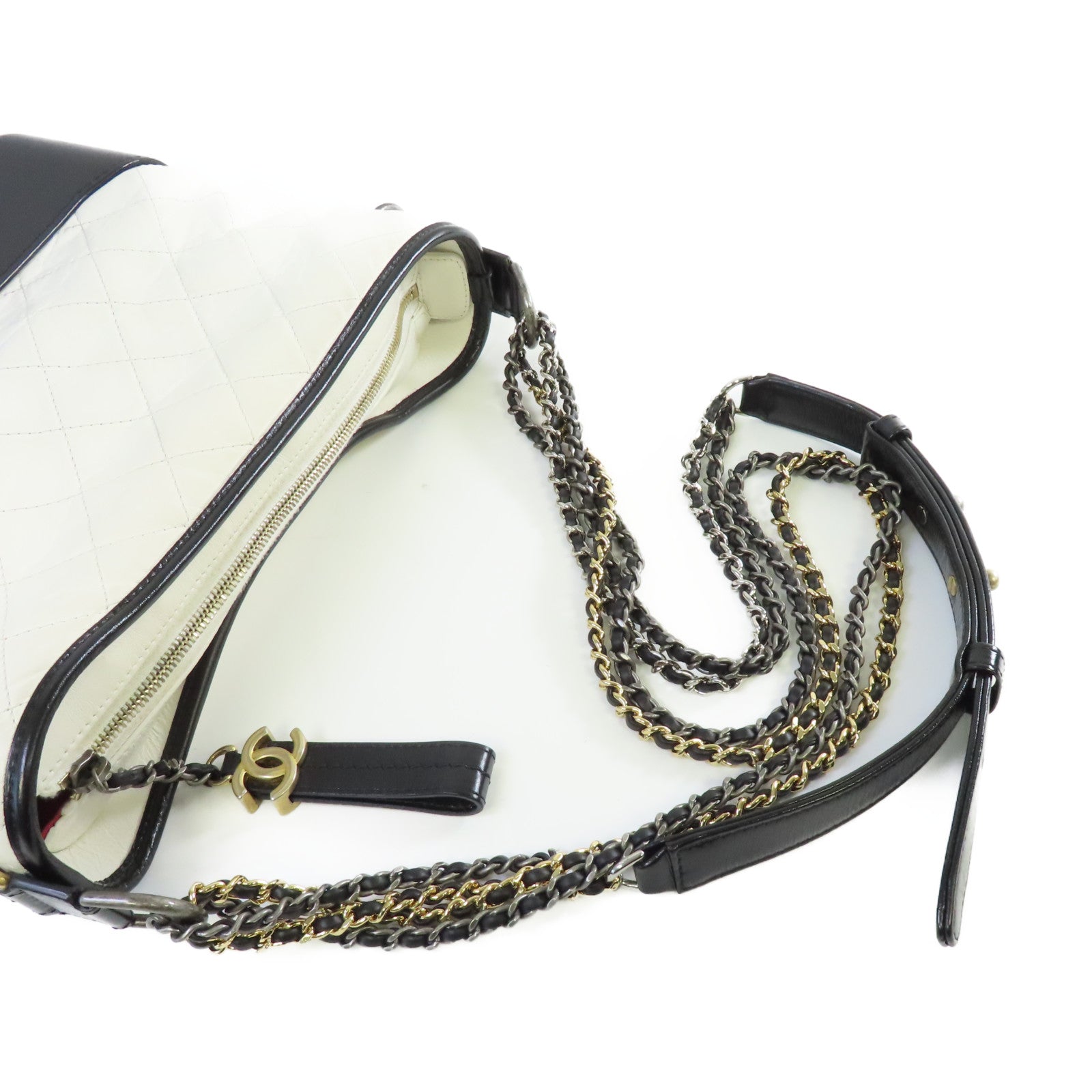 CHANEL **【激減優惠】菱格Gabrielle Medium Chain Shoulder Bag金扣鏈帶肩背袋白色/黑色