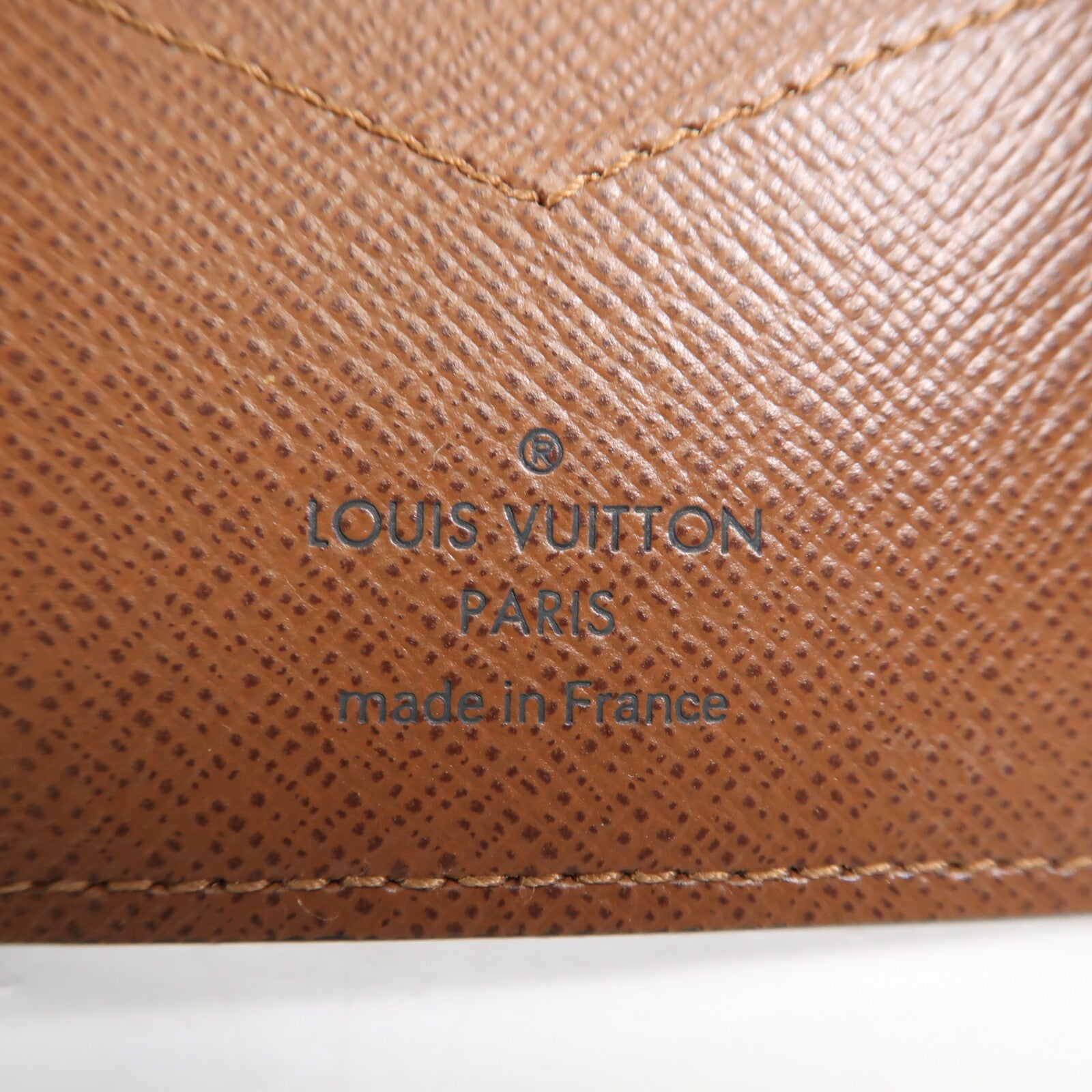 LOUIS VUITTON Monogram Passport Cover護照套