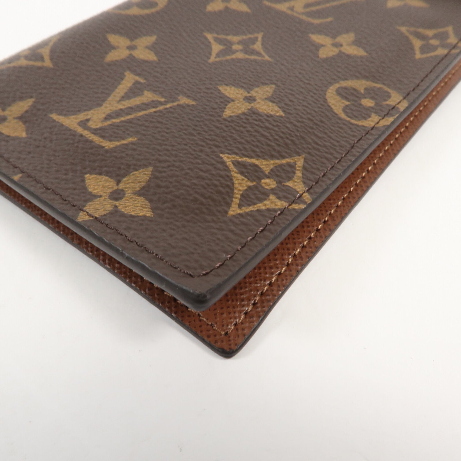 LOUIS VUITTON Monogram Passport Cover護照套