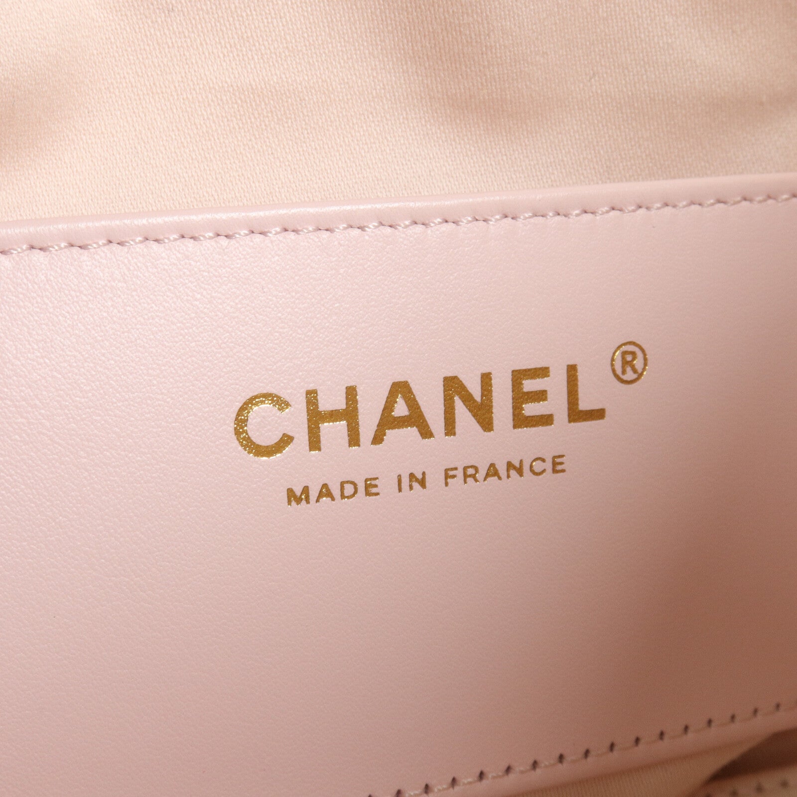 CHANEL 牛皮皮革Chanel 25 Small鏈帶肩背袋