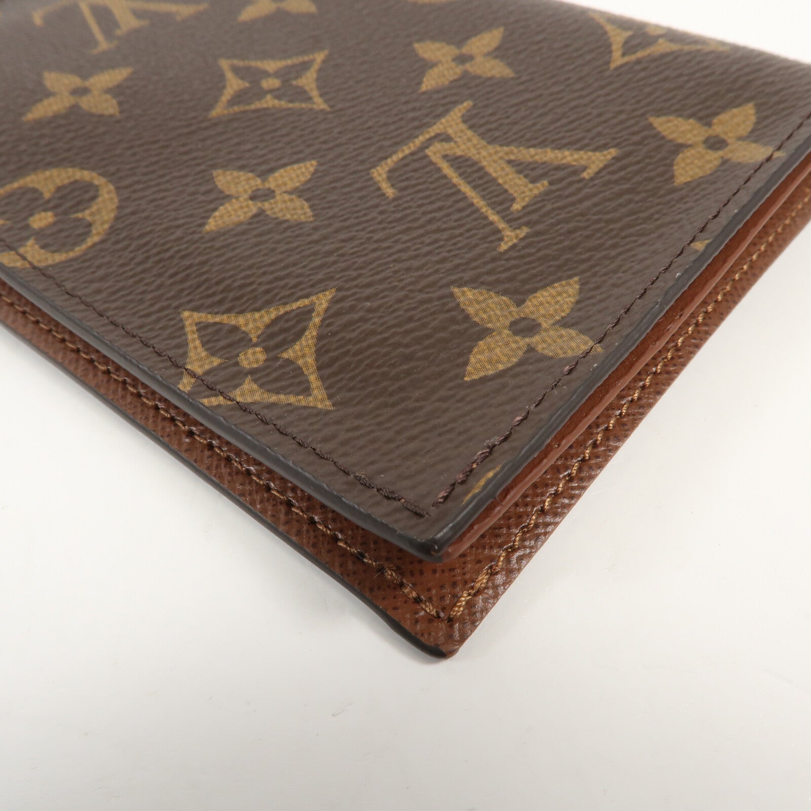 LOUIS VUITTON Monogram Passport Cover護照套
