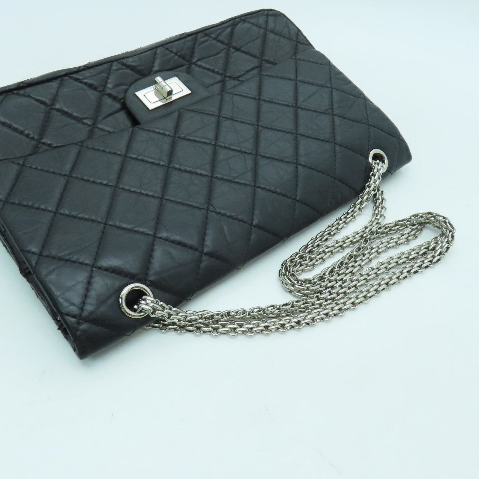CHANEL 【清倉大減價】牛皮皮革2.55銀扣手挽肩背兩用袋黑色