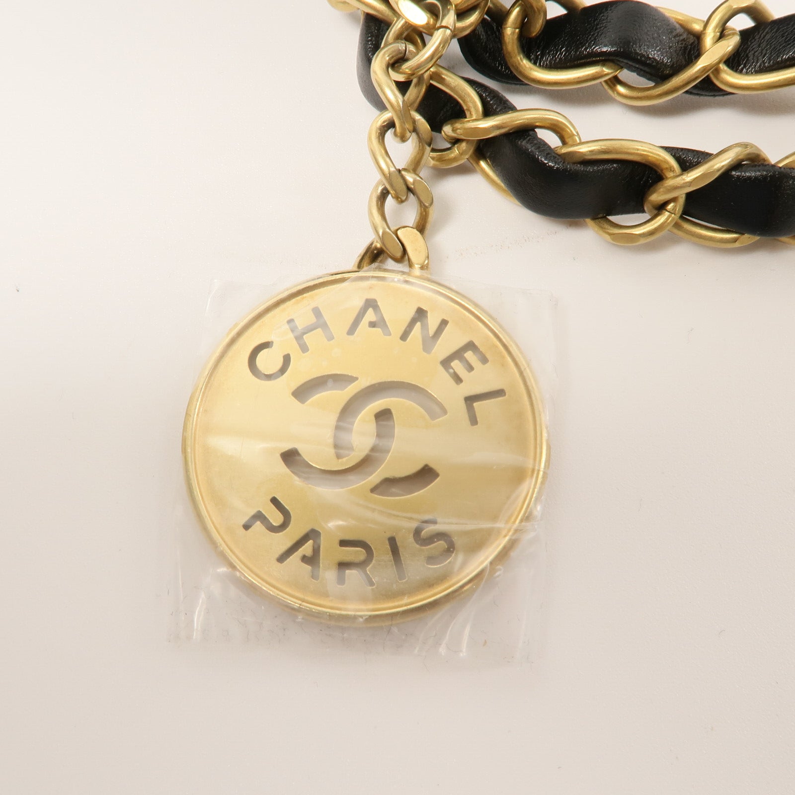 CHANEL 牛皮皮革C22 Small鏈帶肩背袋