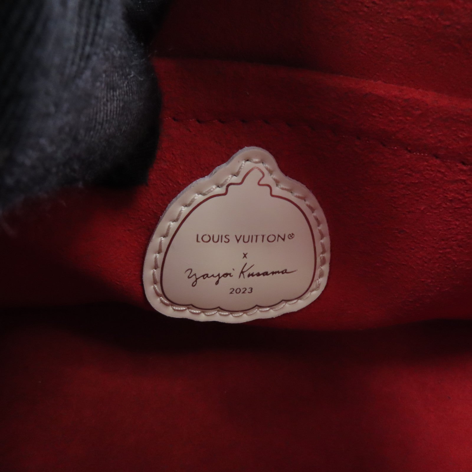 LOUIS VUITTON 【激減優惠】Epi LV x YK Marellini銀扣手挽肩背兩用袋白色/紅色