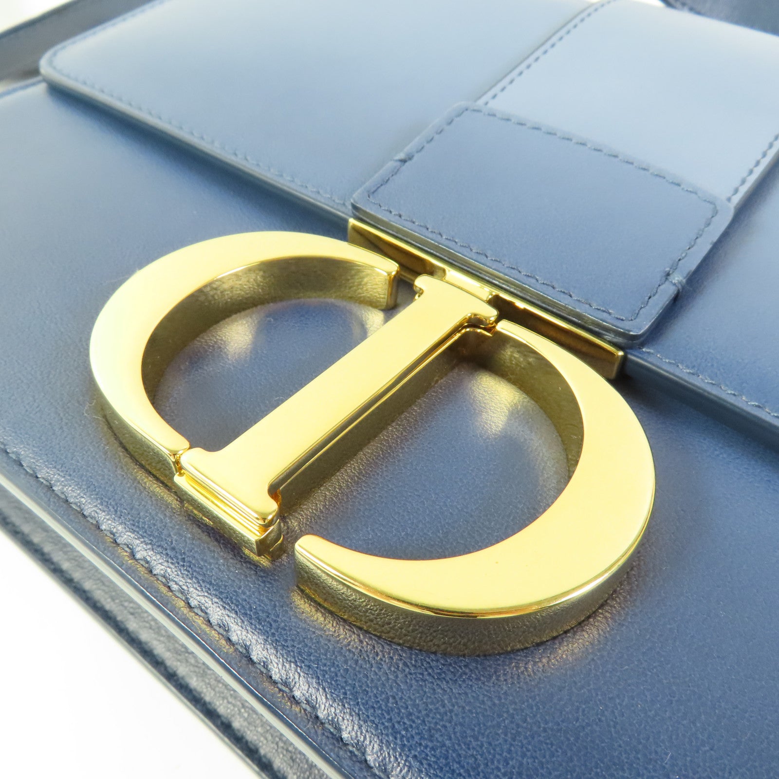 Dior 【激減優惠】牛皮皮革30 Montaigne金扣肩背袋