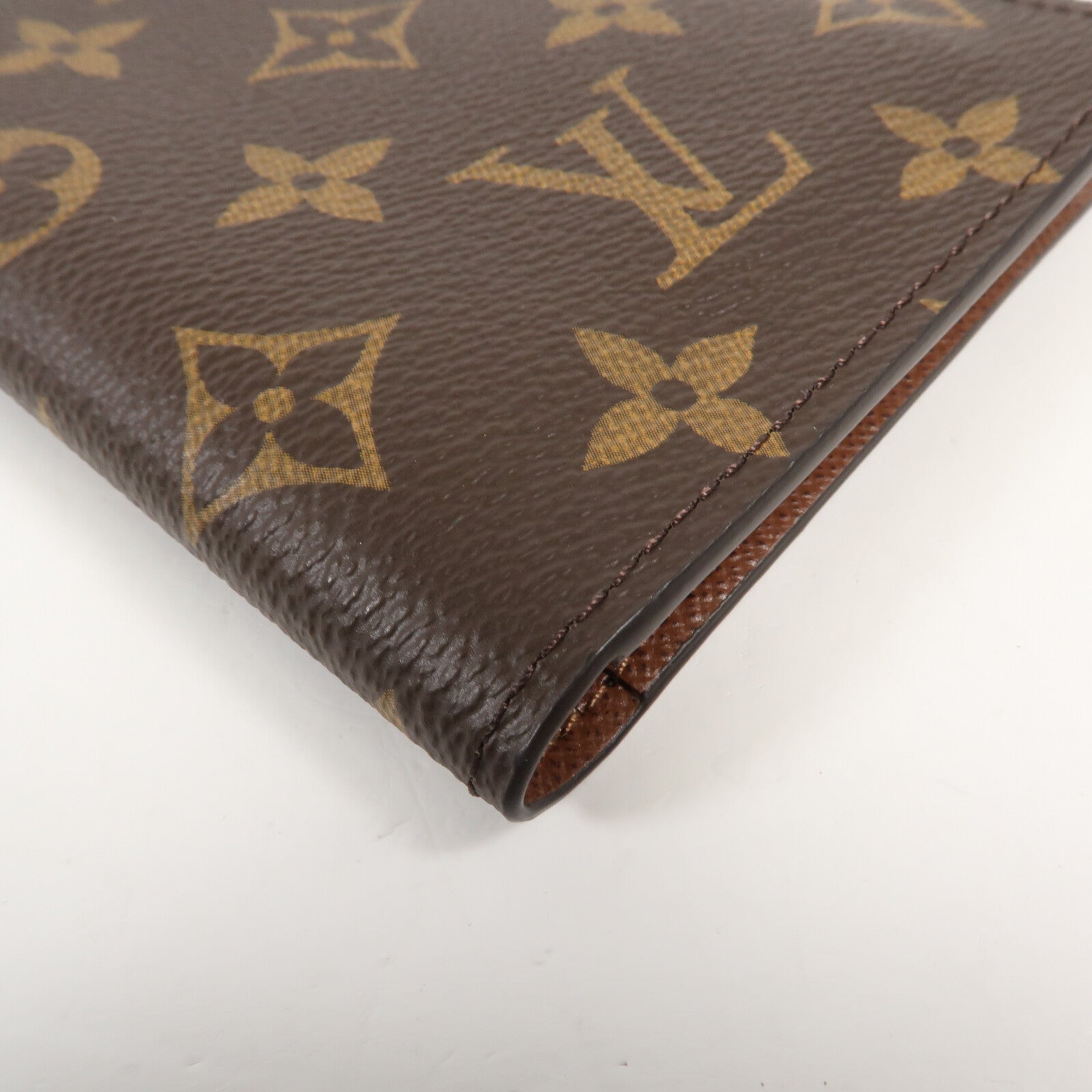 LOUIS VUITTON Monogram Passport Cover護照套