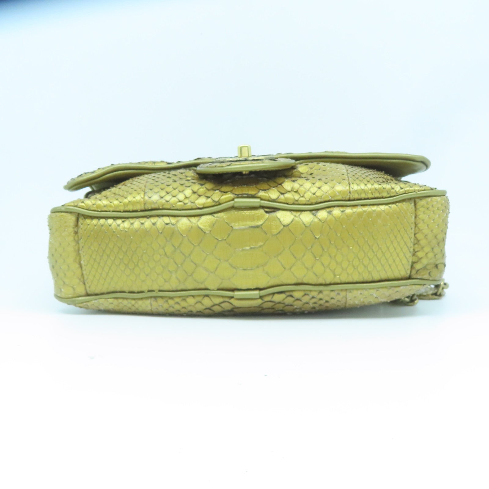 CHANEL 【清倉大減價】蛇皮皮革Chain Shoulder金扣鏈帶肩背袋金色